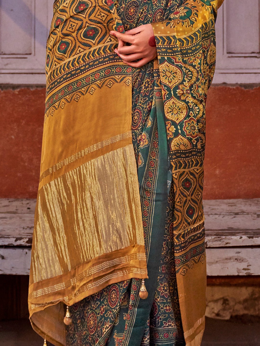 Embroidered Blouse Saree with Lagdi Patta - Ressa
