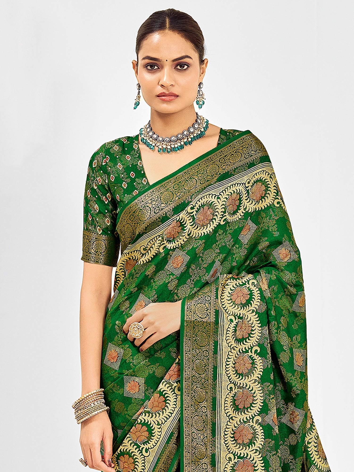 Emerald Green Banarasi Silk Saree with Gold Zari Weave - Ressa