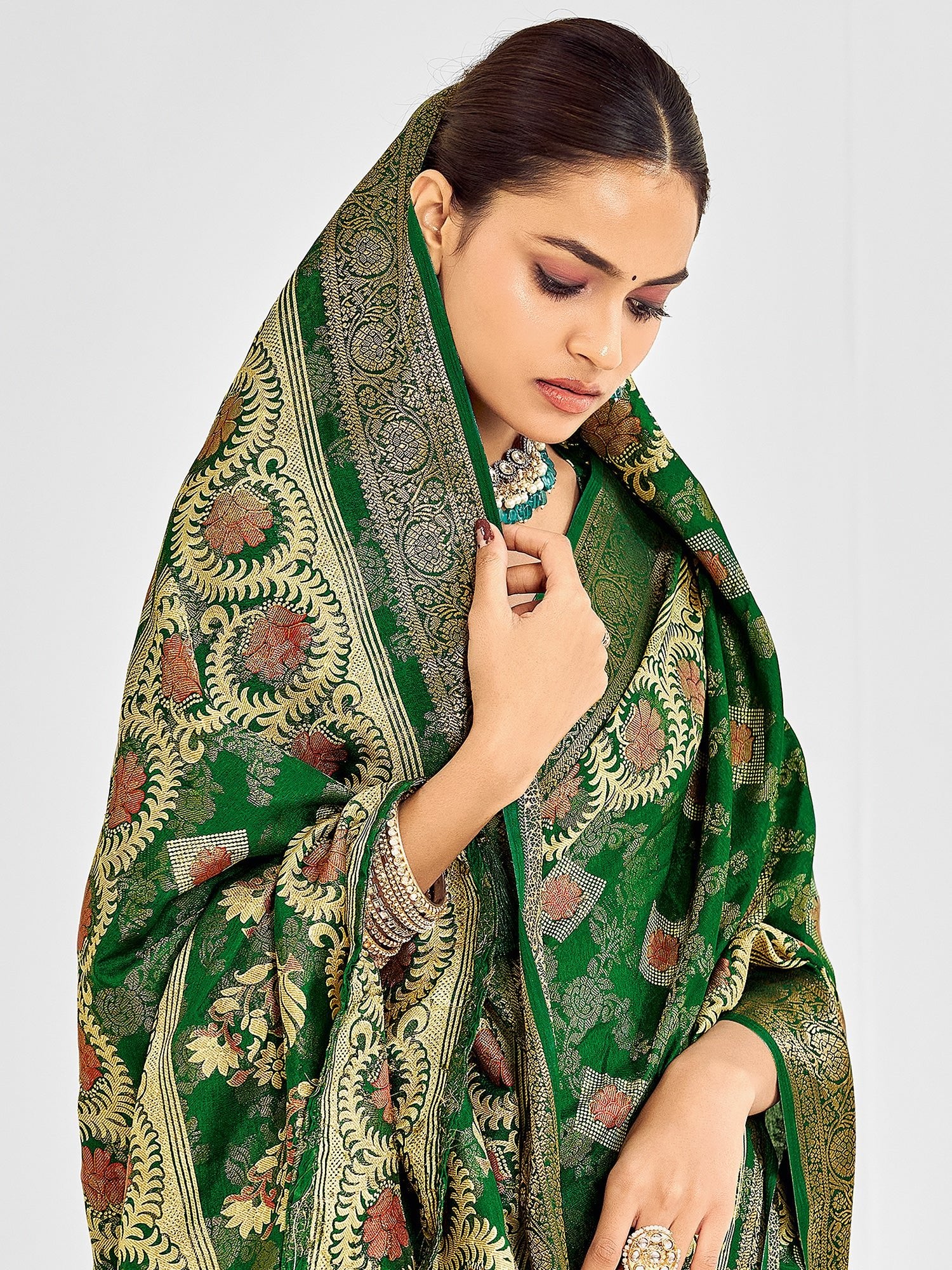 Emerald Green Banarasi Silk Saree with Gold Zari Weave - Ressa