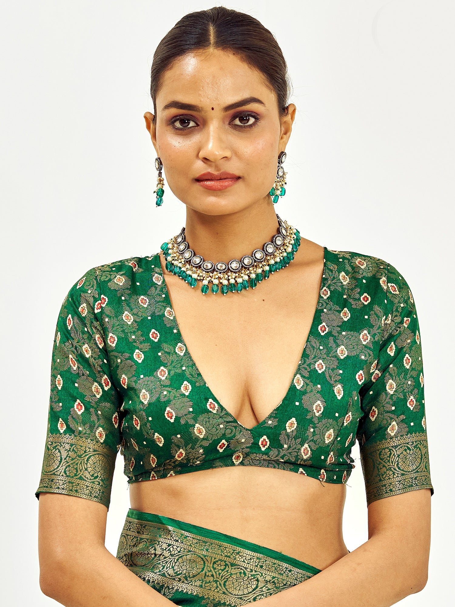 Emerald Green Banarasi Silk Saree with Gold Zari Weave - Ressa