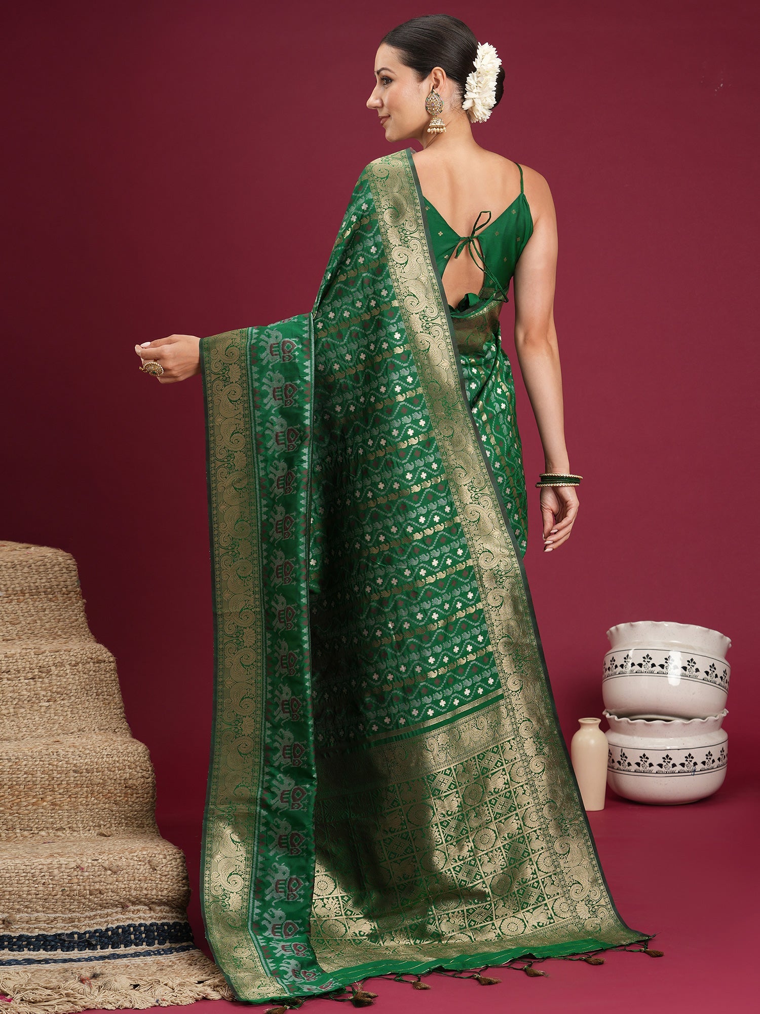 Emerald Green Saree - Ressa