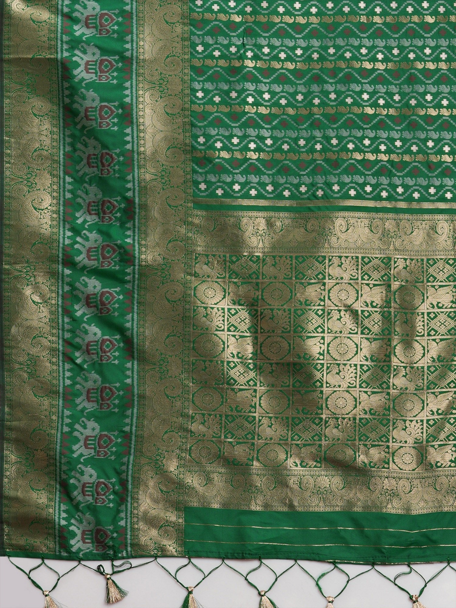 Emerald Green Saree - Ressa