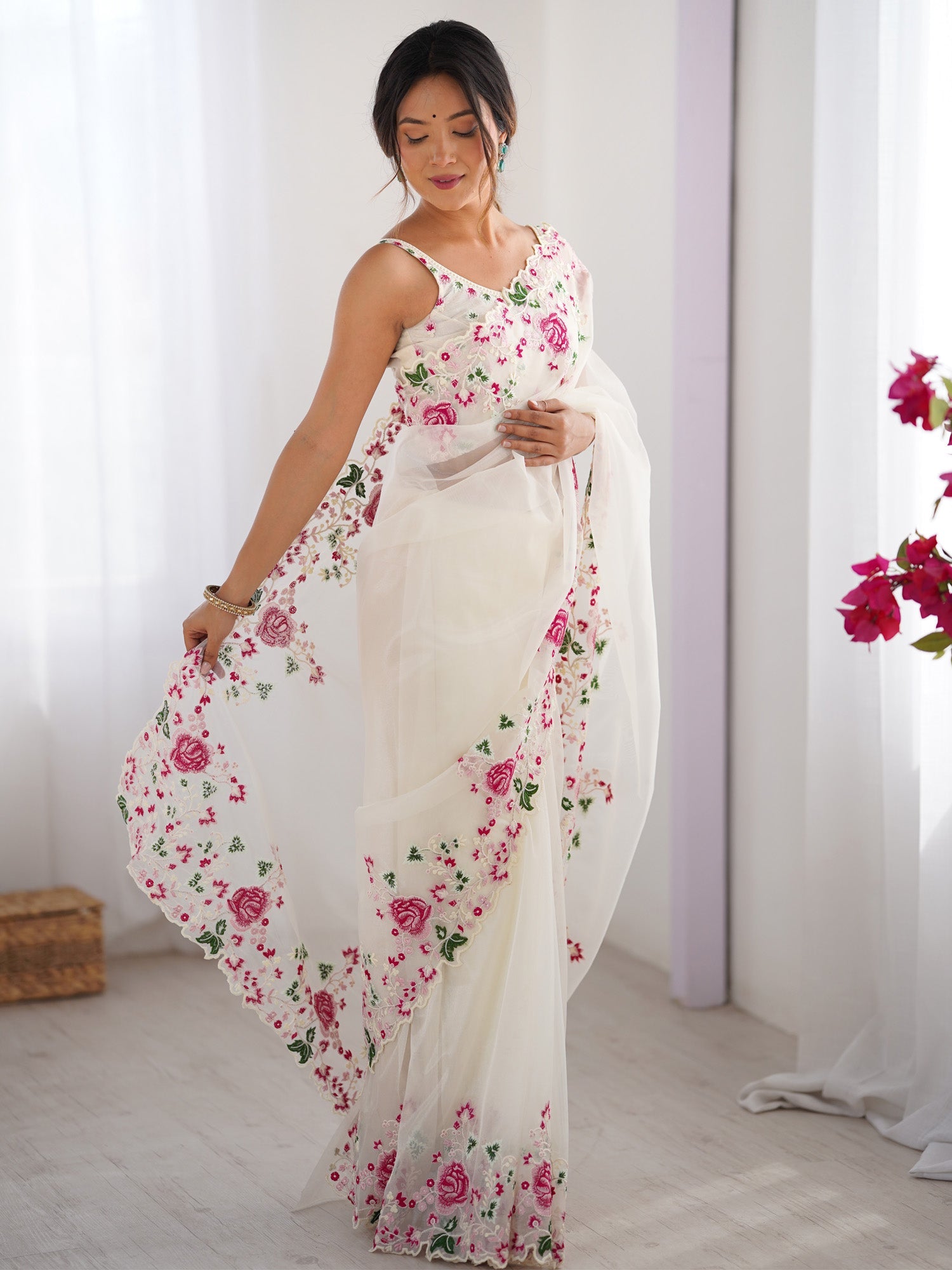 Emroidery Supernet Saree - Ressa