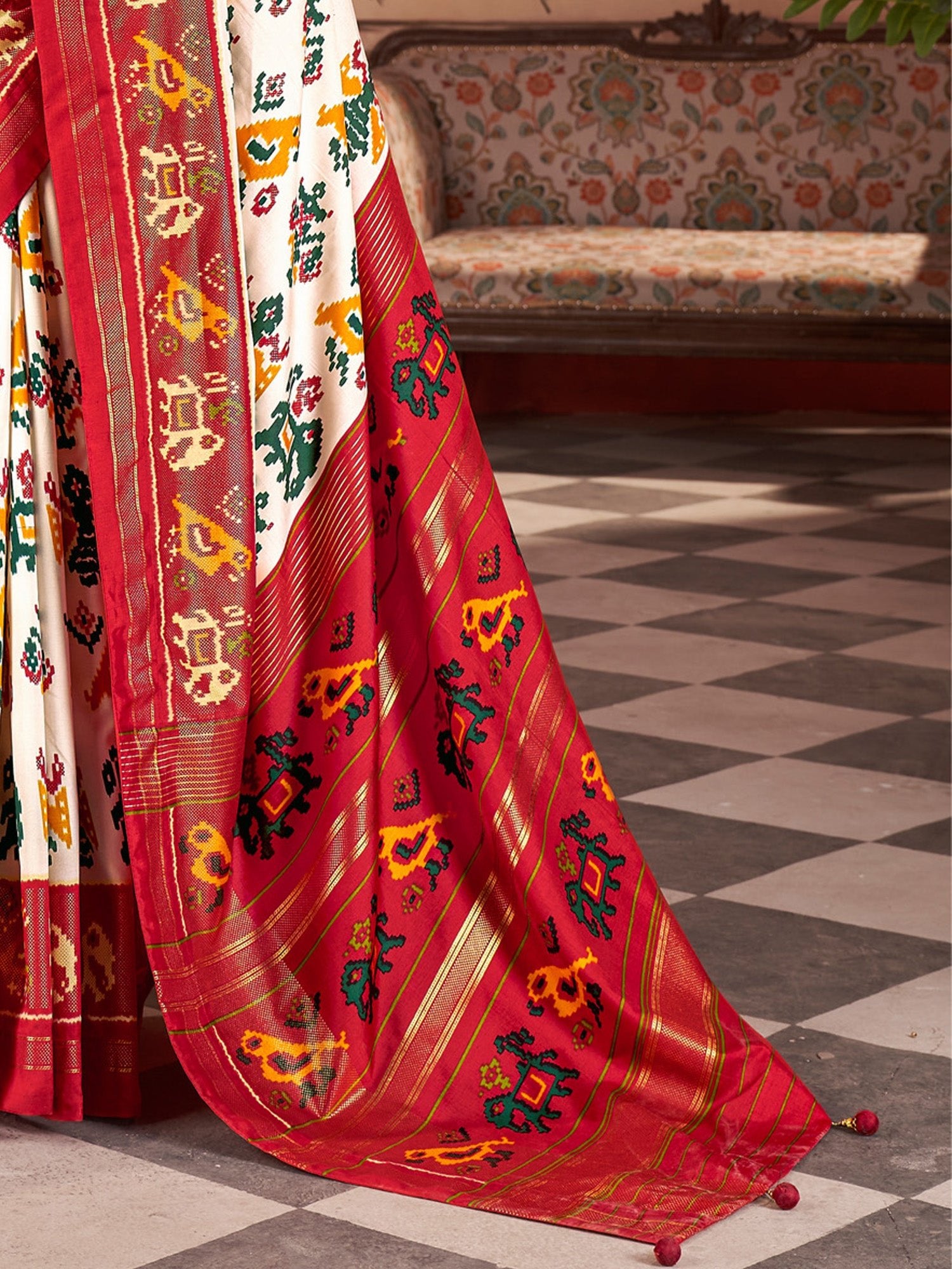 Ethnic Motifs Woven Design Zari Patola Saree - Ressa