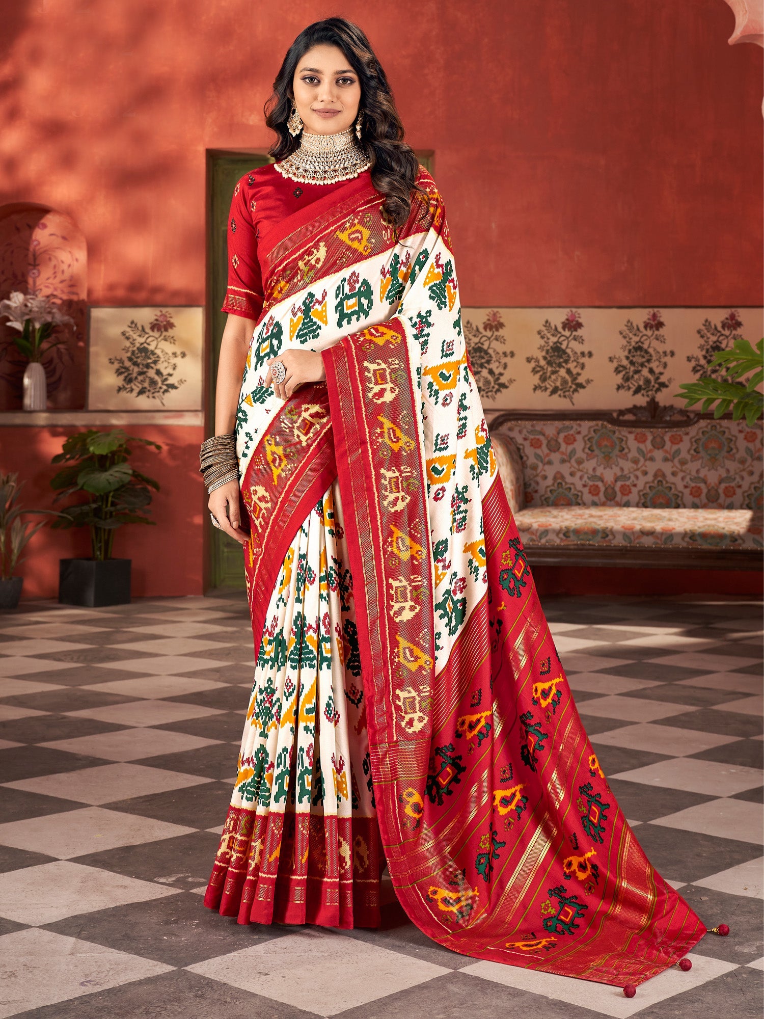 Ethnic Motifs Woven Design Zari Patola Saree - Ressa