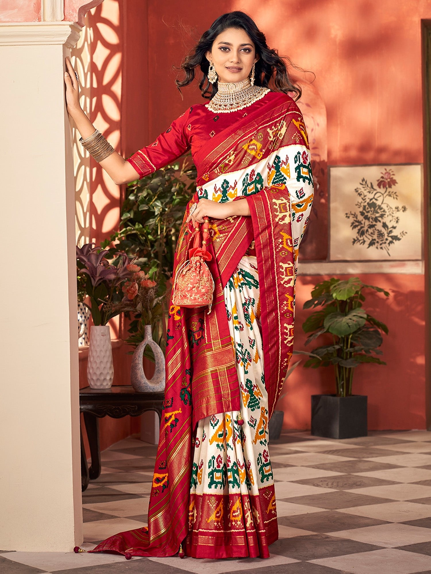 Ethnic Motifs Woven Design Zari Patola Saree - Ressa