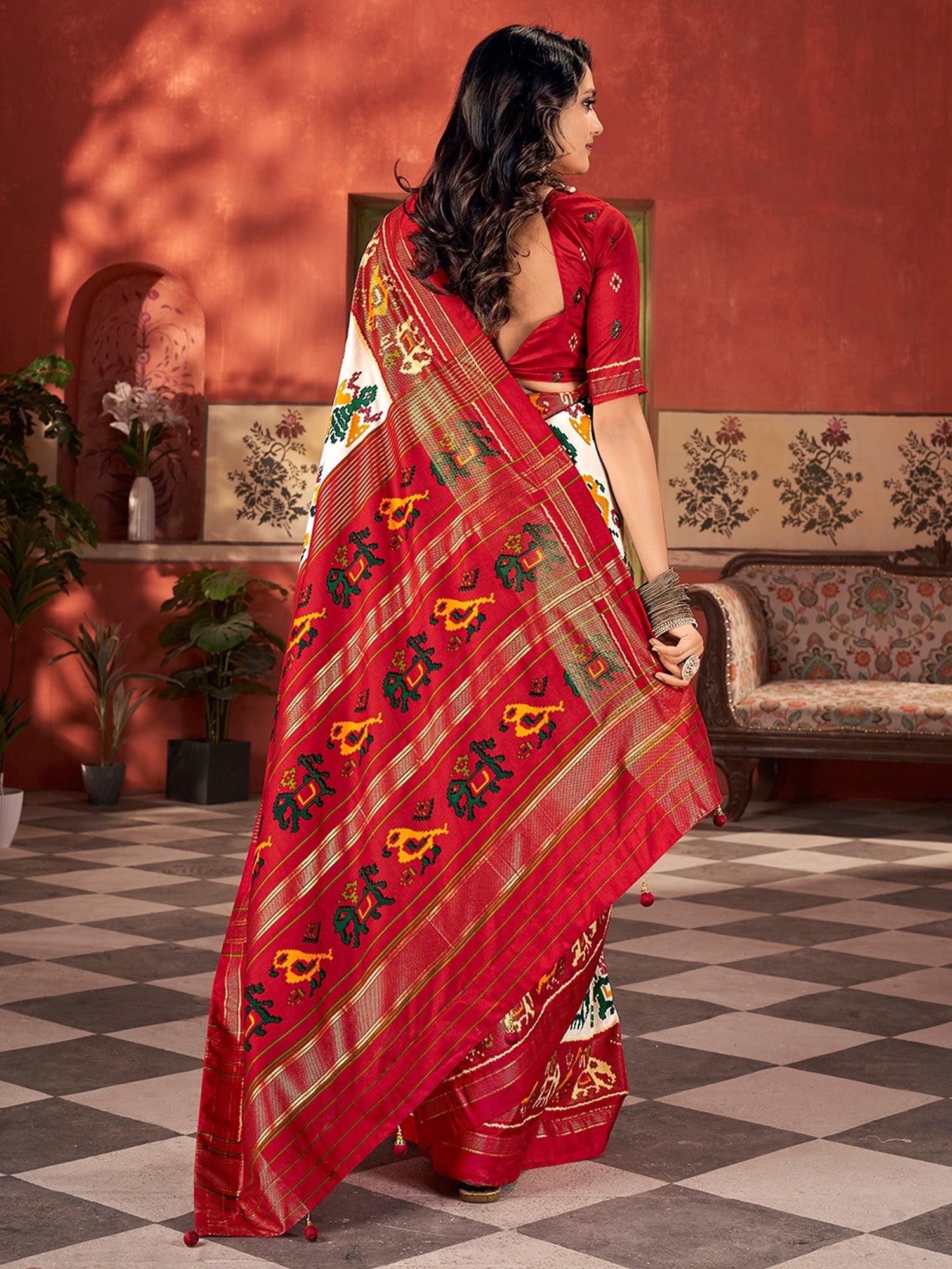 Ethnic Motifs Woven Design Zari Patola Saree - Ressa