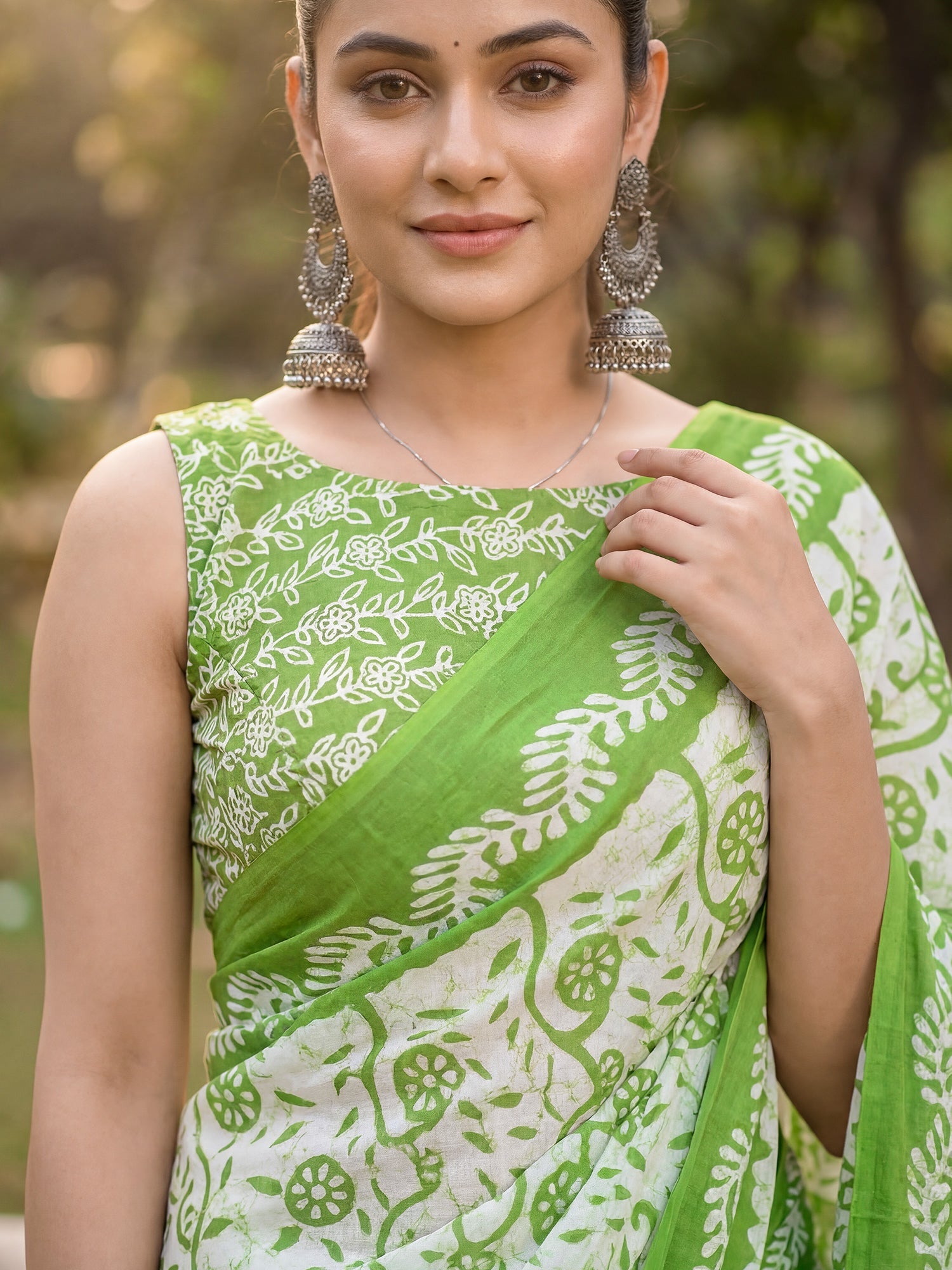 Floral Jaal Print Cotton Mulmul Saree - Ressa