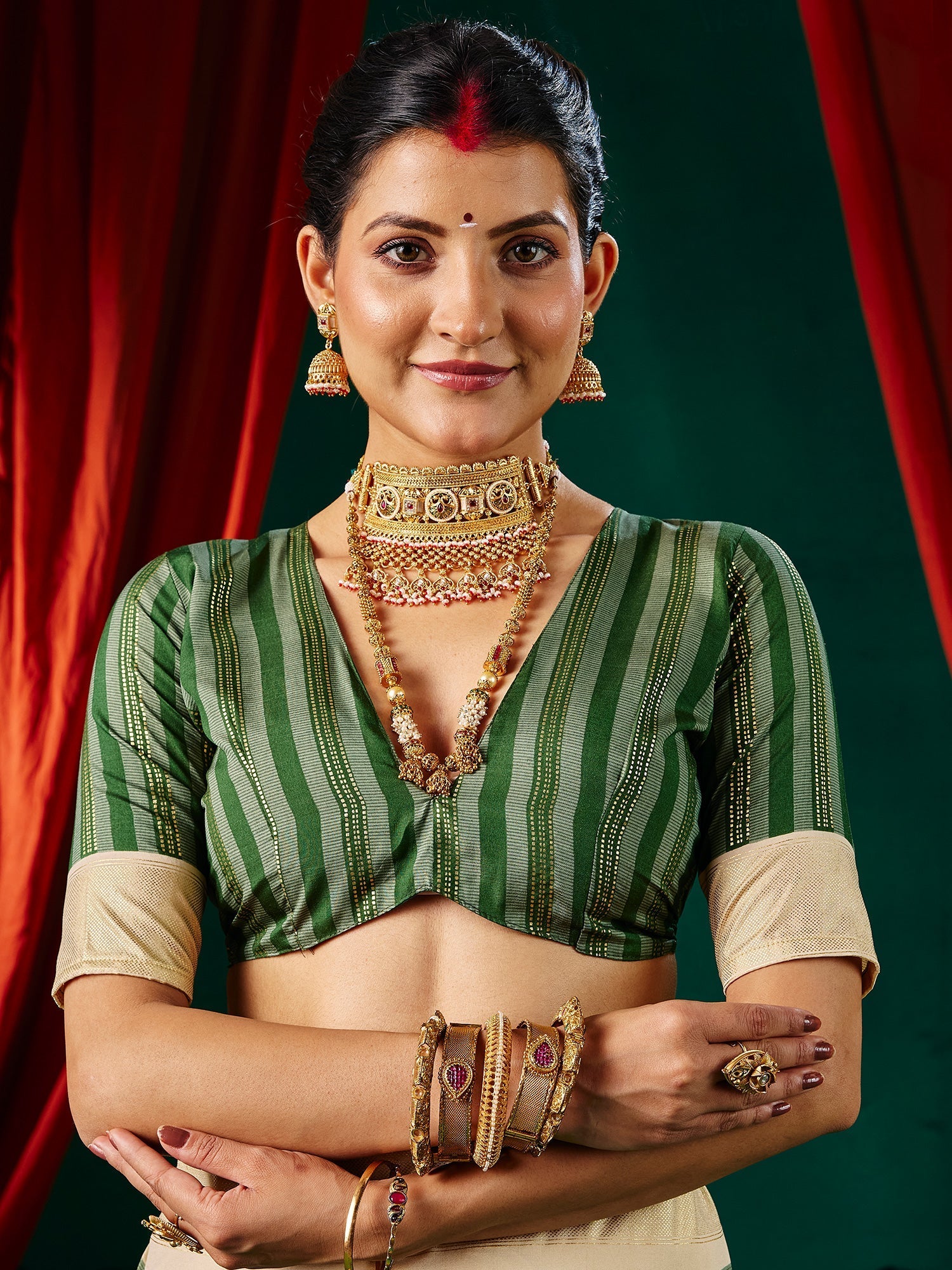 Forest Green Ikkat Silk Saree with Cream Zari Pallu - Ressa