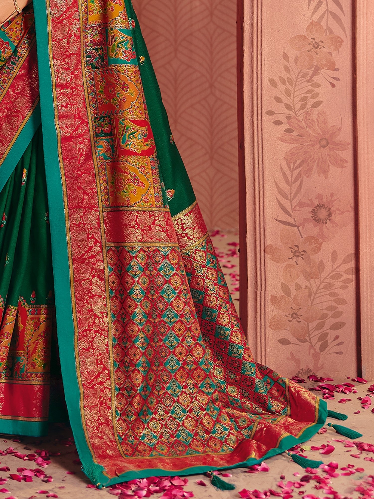 Green Banarasi Silk Saree with Red Meenakari Pallu - Ressa