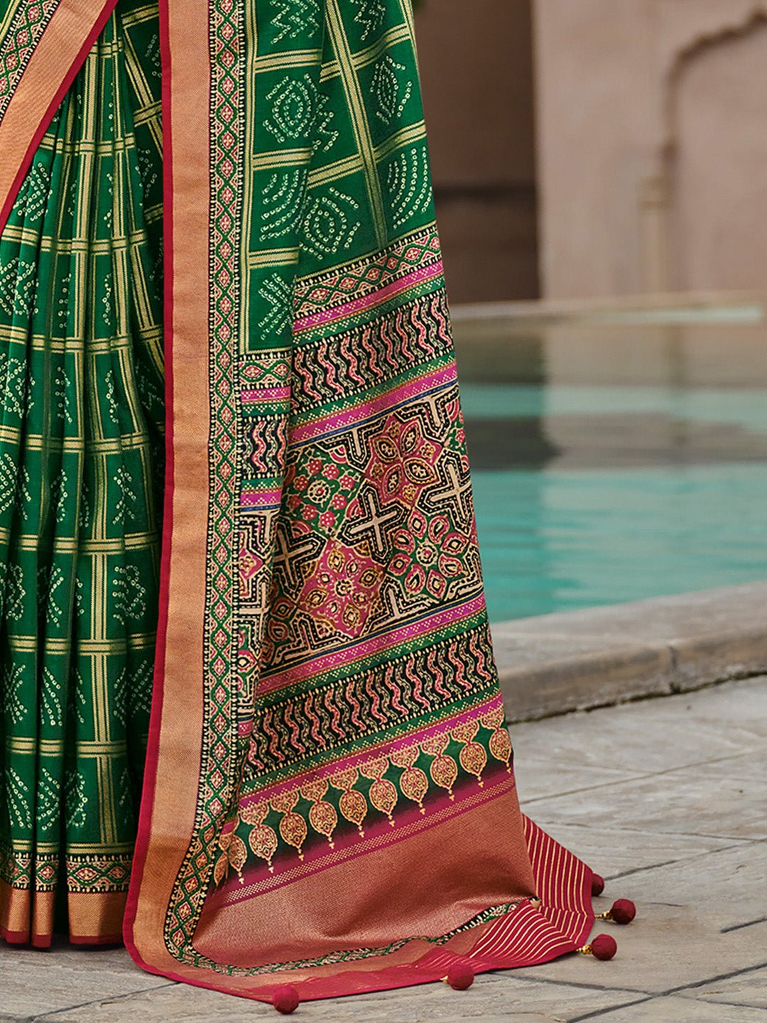 Green & Maroon Bandhani Saree - Ressa