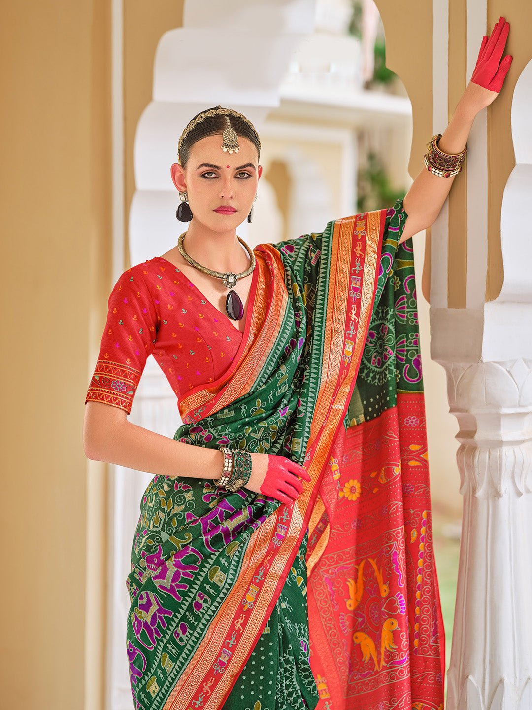 Green Patola Ikat Print Silk Blend Saree - Ressa
