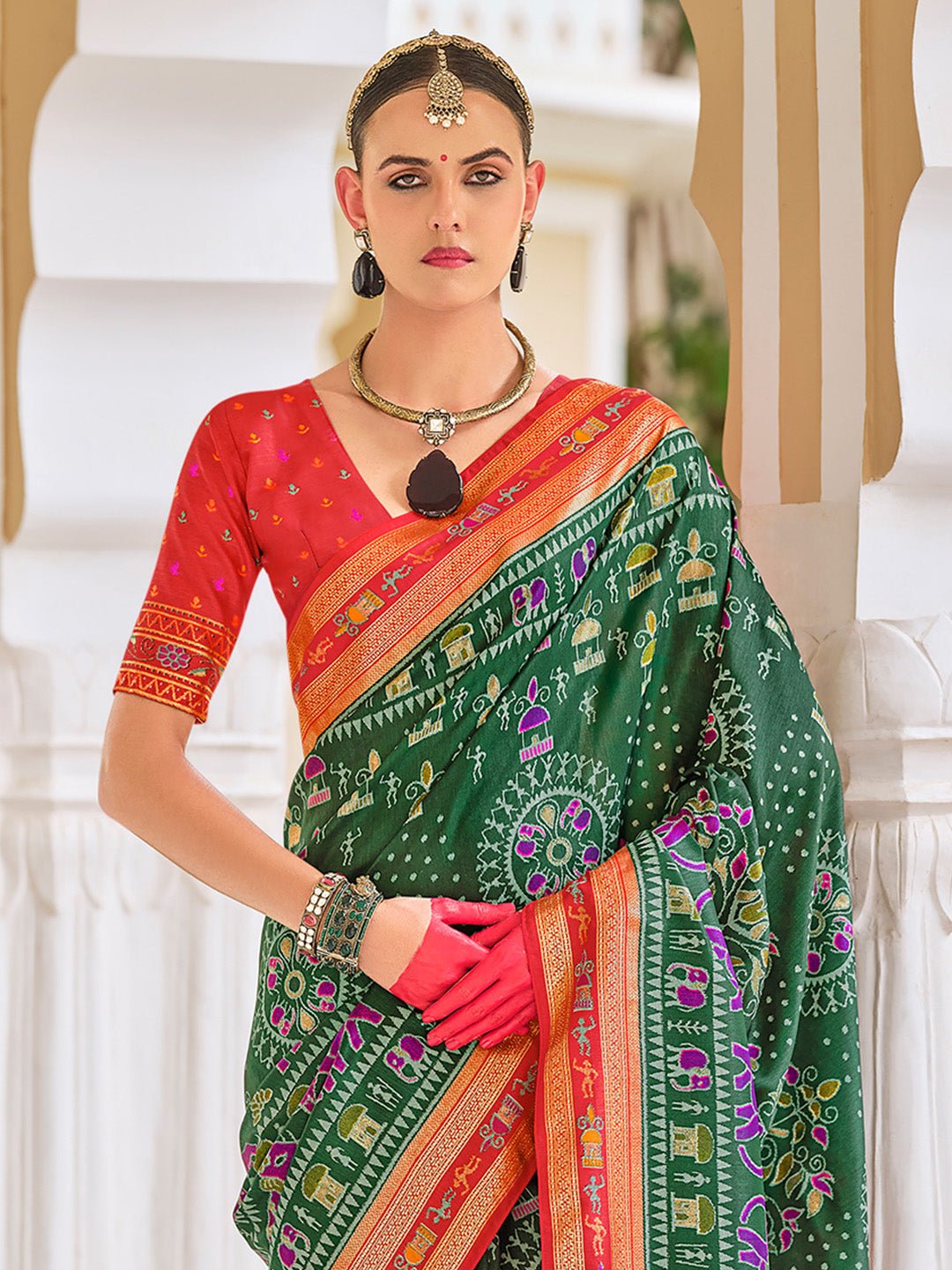 Green Patola Ikat Print Silk Blend Saree - Ressa