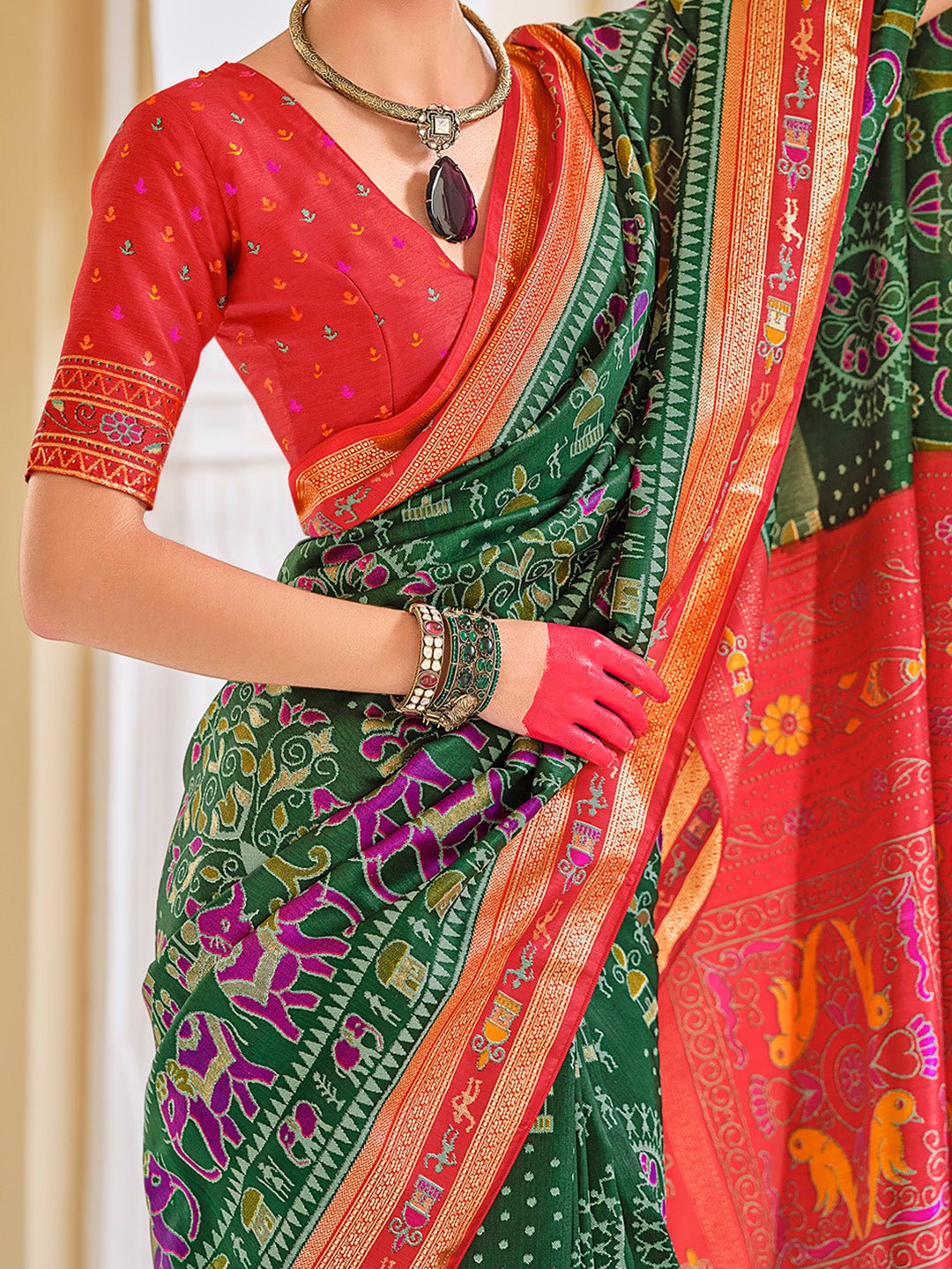 Green Patola Ikat Print Silk Blend Saree - Ressa