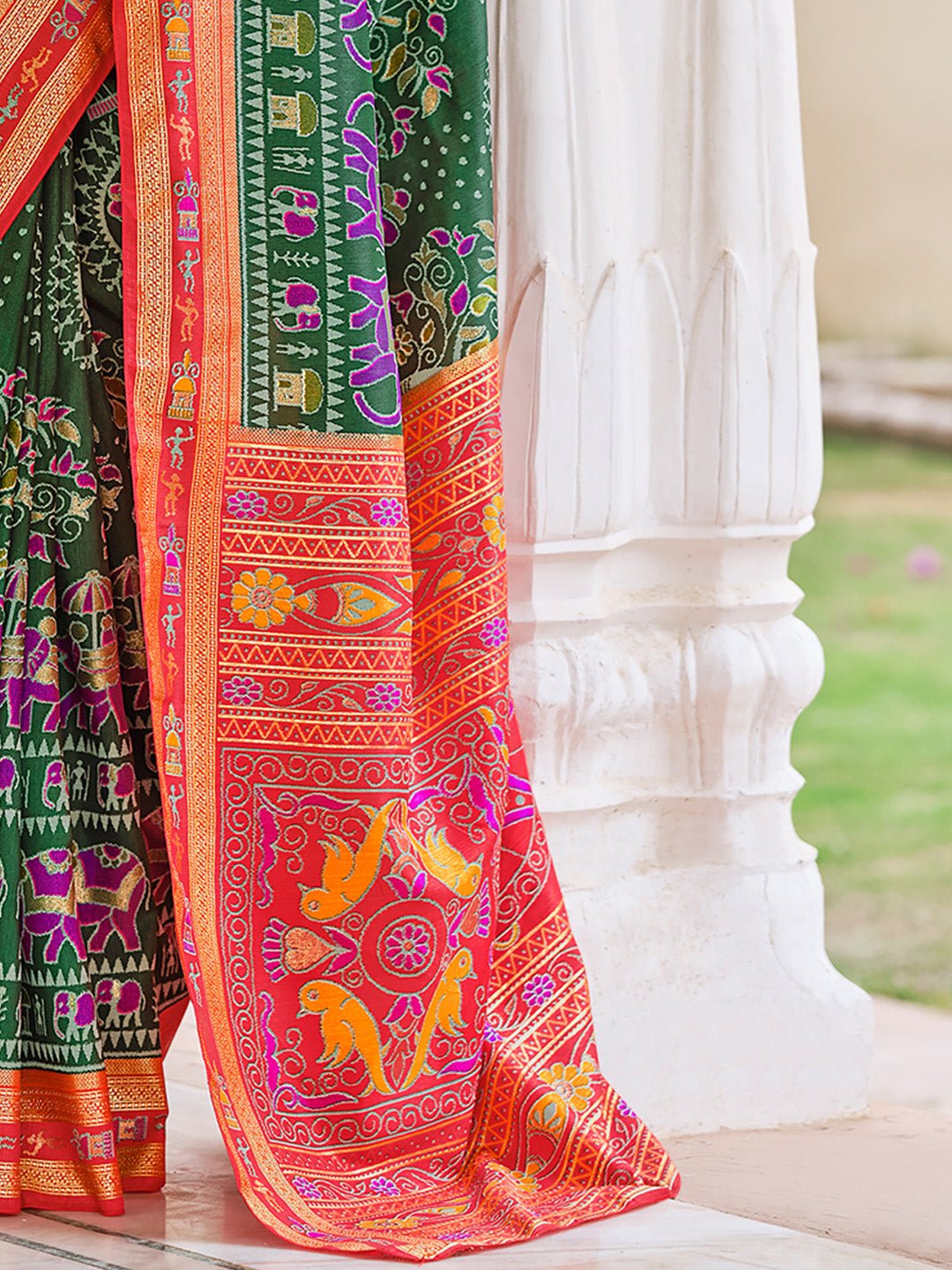 Green Patola Ikat Print Silk Blend Saree - Ressa