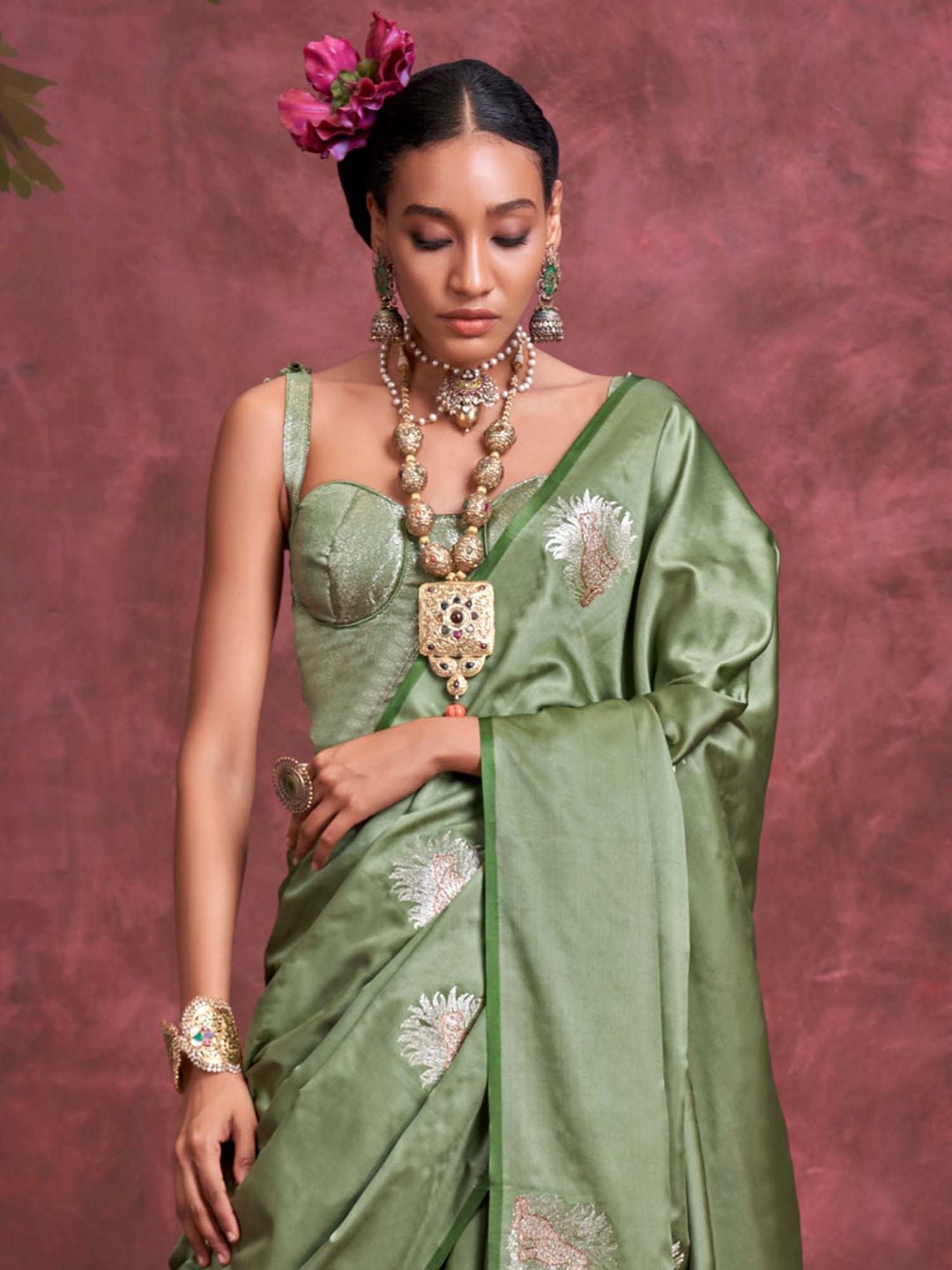 Green Satin Silk Woven Zari Saree - Ressa