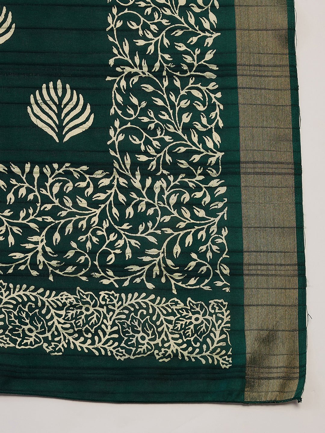 Green Silk Blend Batik Printed Saree - Ressa