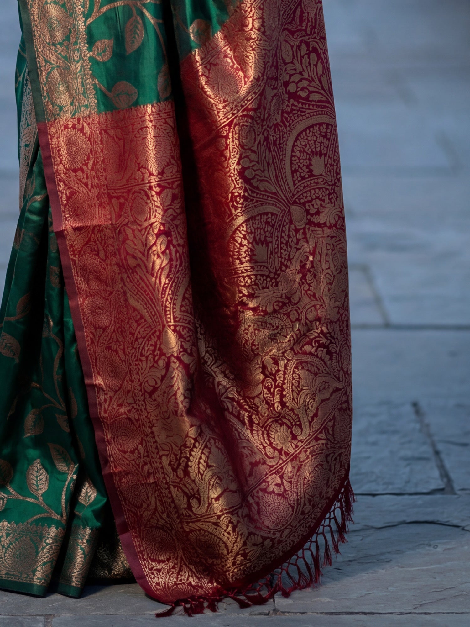 Green Woven Banarasi Silk Saree - Ressa