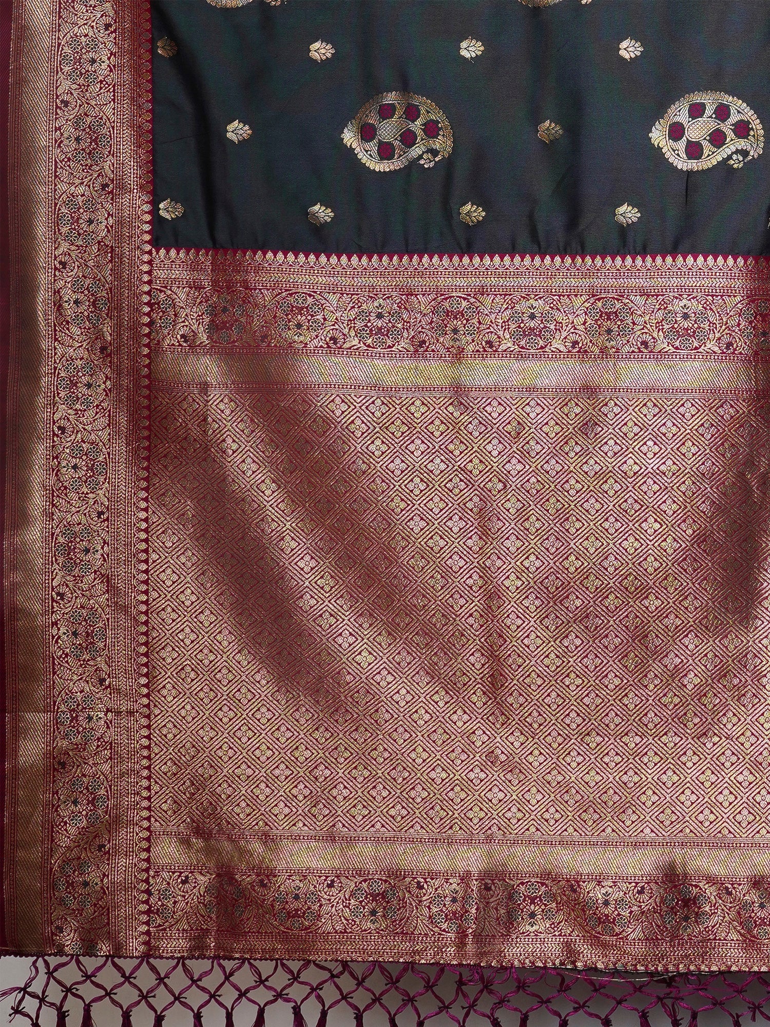 Grey Banarasi Style Zari saree - Ressa