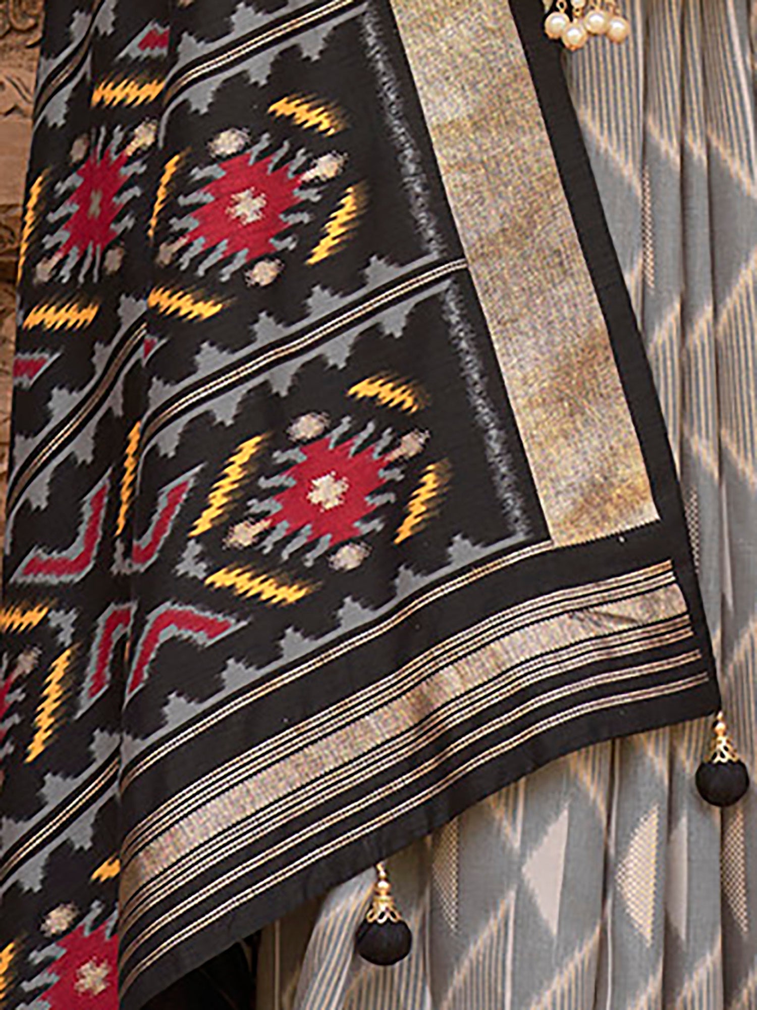 Grey & Black Silk Patola Print Saree - Ressa