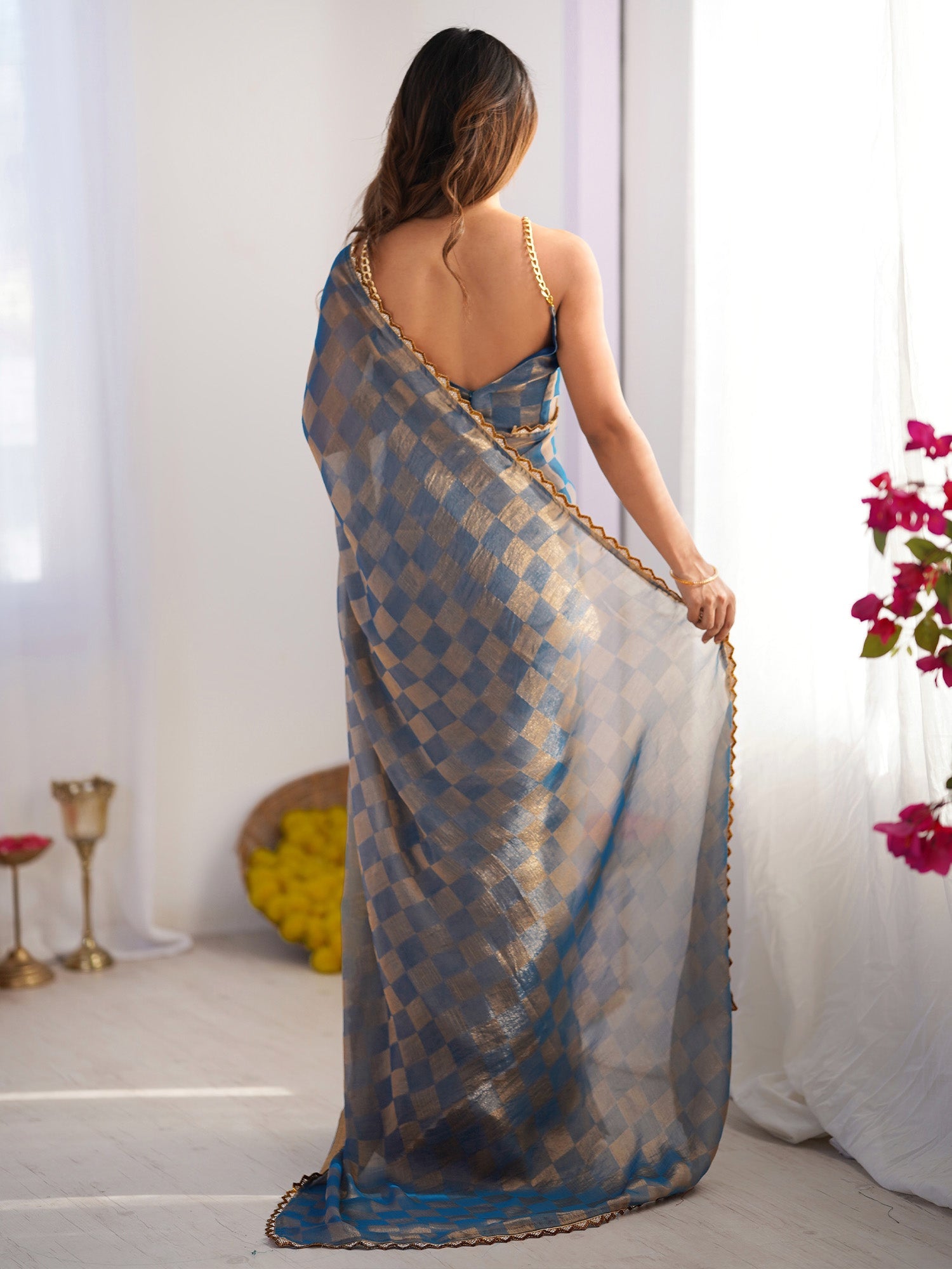 Grey Checkered Paper Silk Saree - Ressa