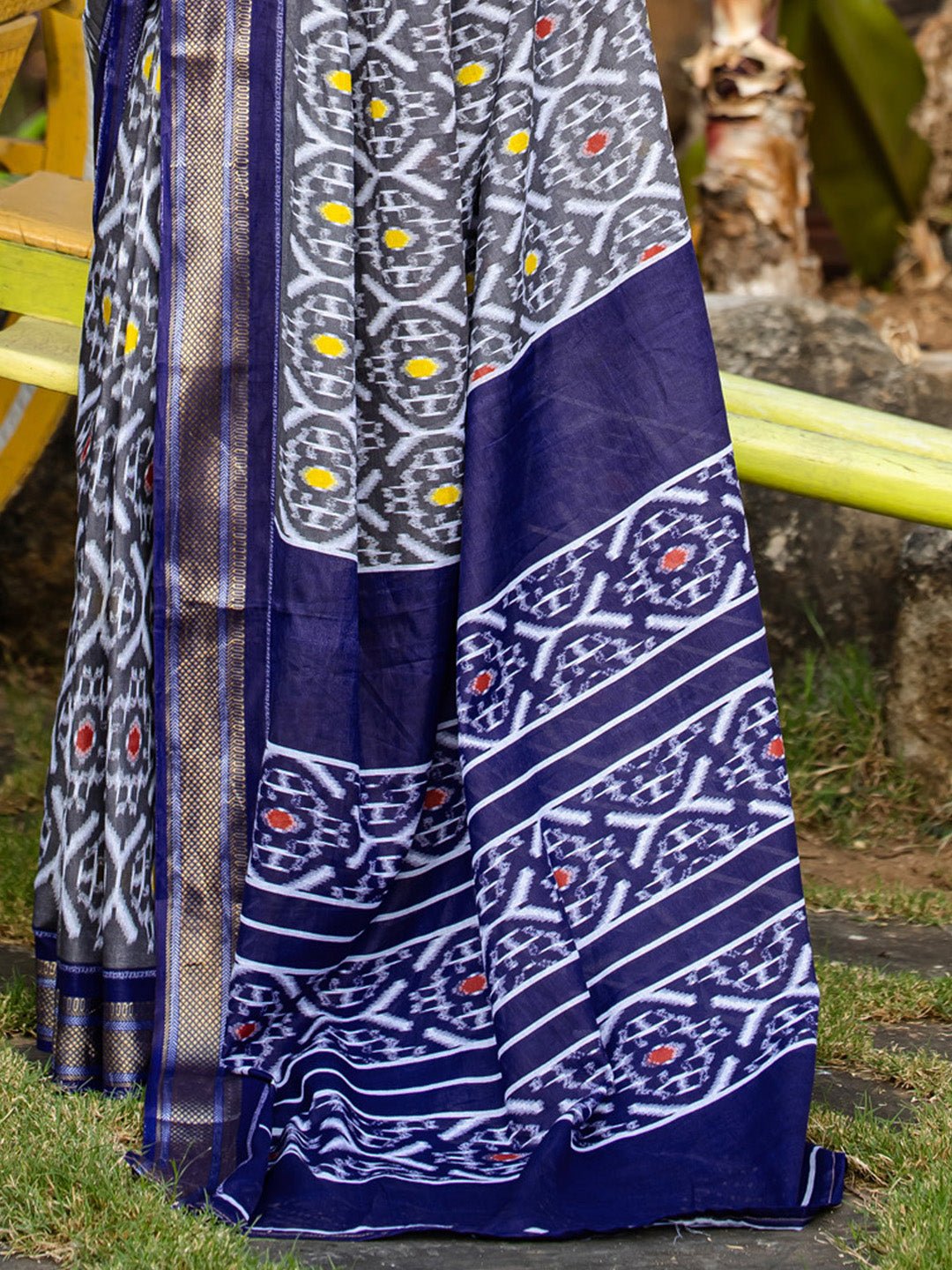 Grey & Navy Blue Pochampally Ikat Cotton Silk Saree - Ressa