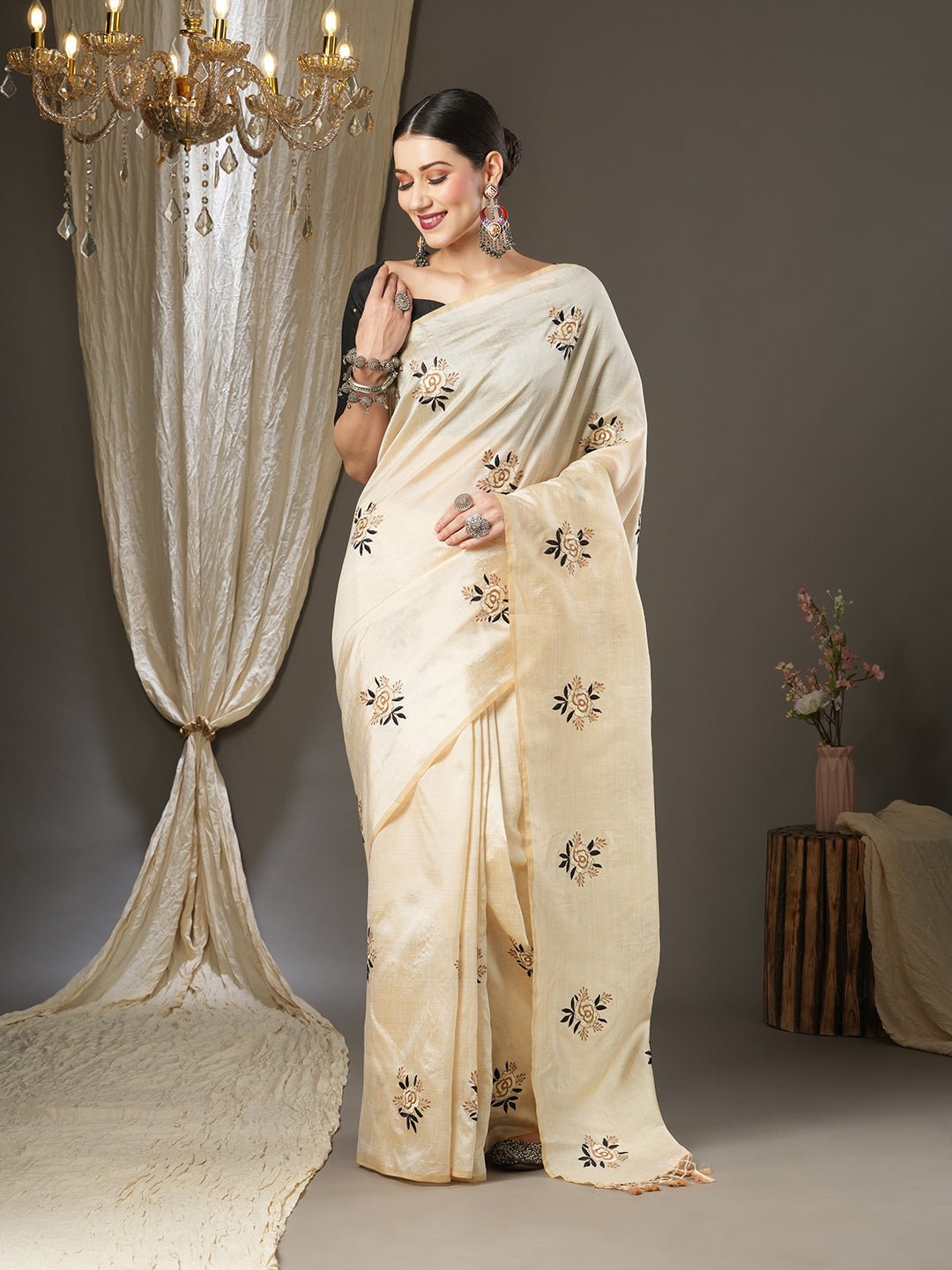 Ivory Banarasi Art Silk Saree - Ressa
