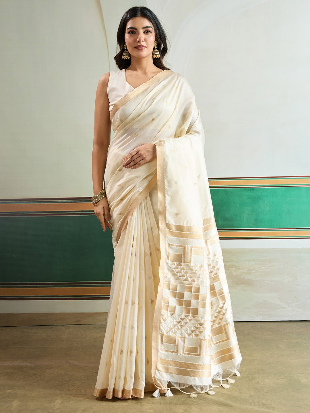 Ivory Silk Saree with Gold Zari Border - Ressa