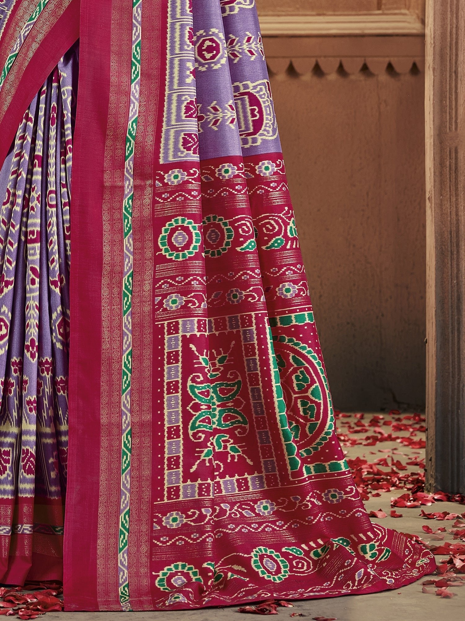 Lavender & Magenta Patola Silk Saree with Ikat Weave - Ressa