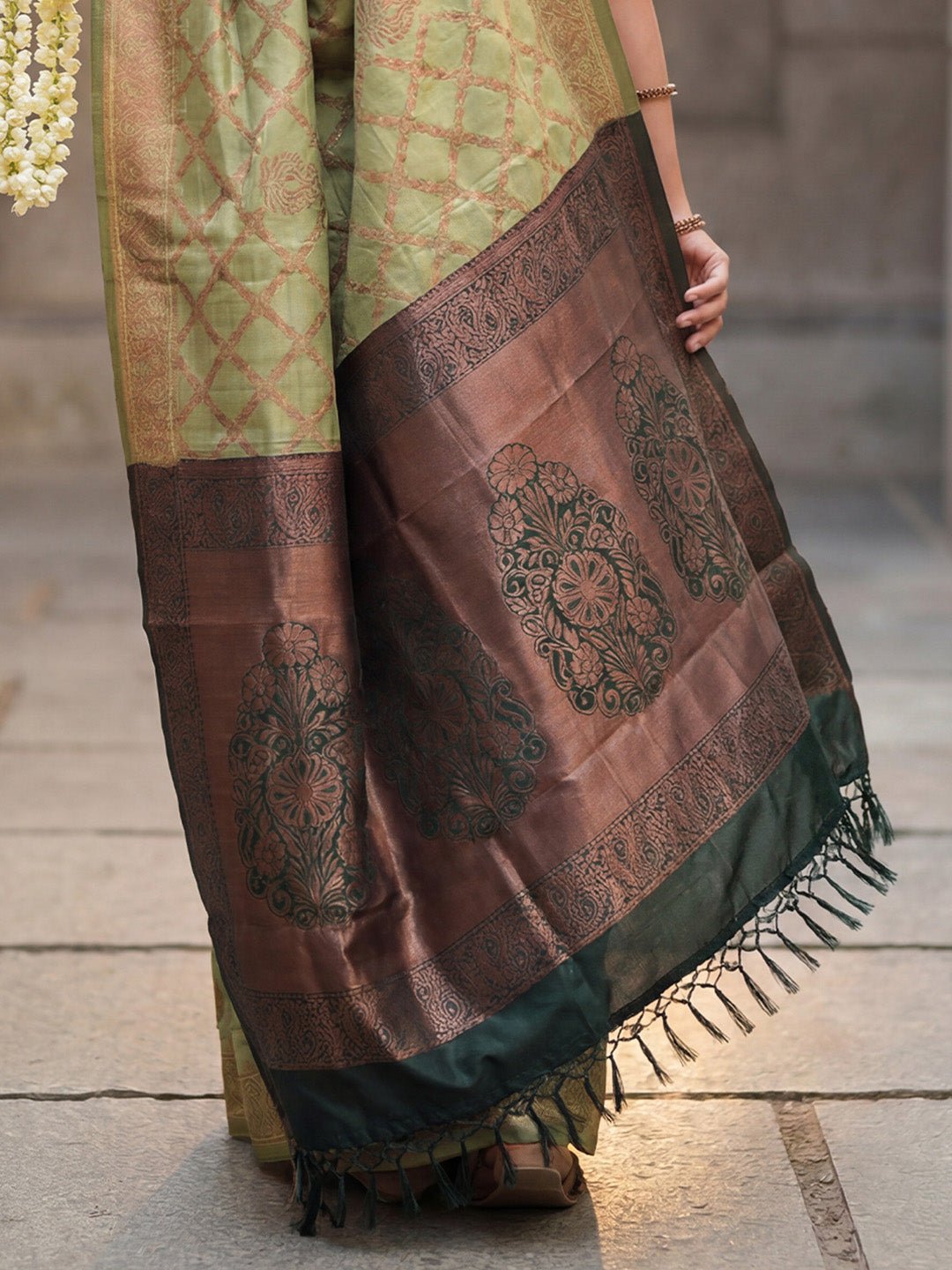 Light Green Banarasi Silk Saree - Ressa