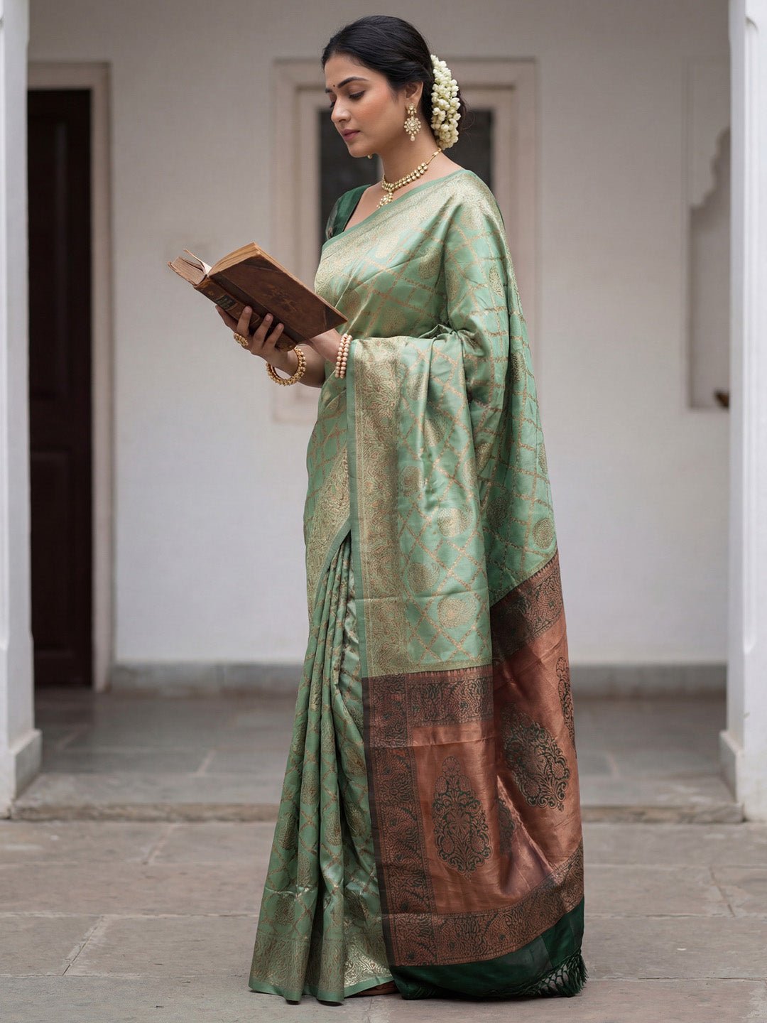 Light Green Banarasi Silk Saree - Ressa