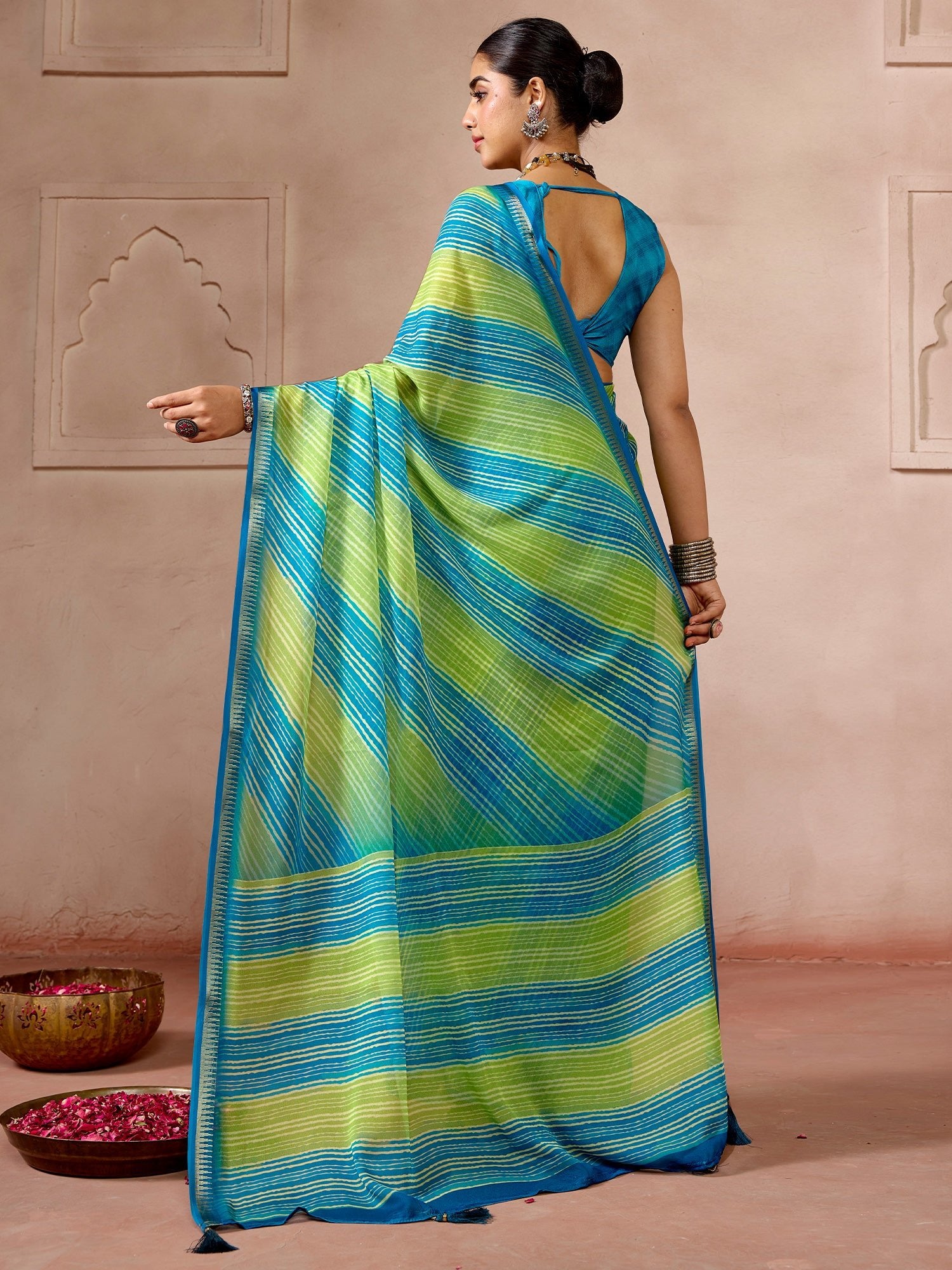 Light Green Georgette Saree - Ressa
