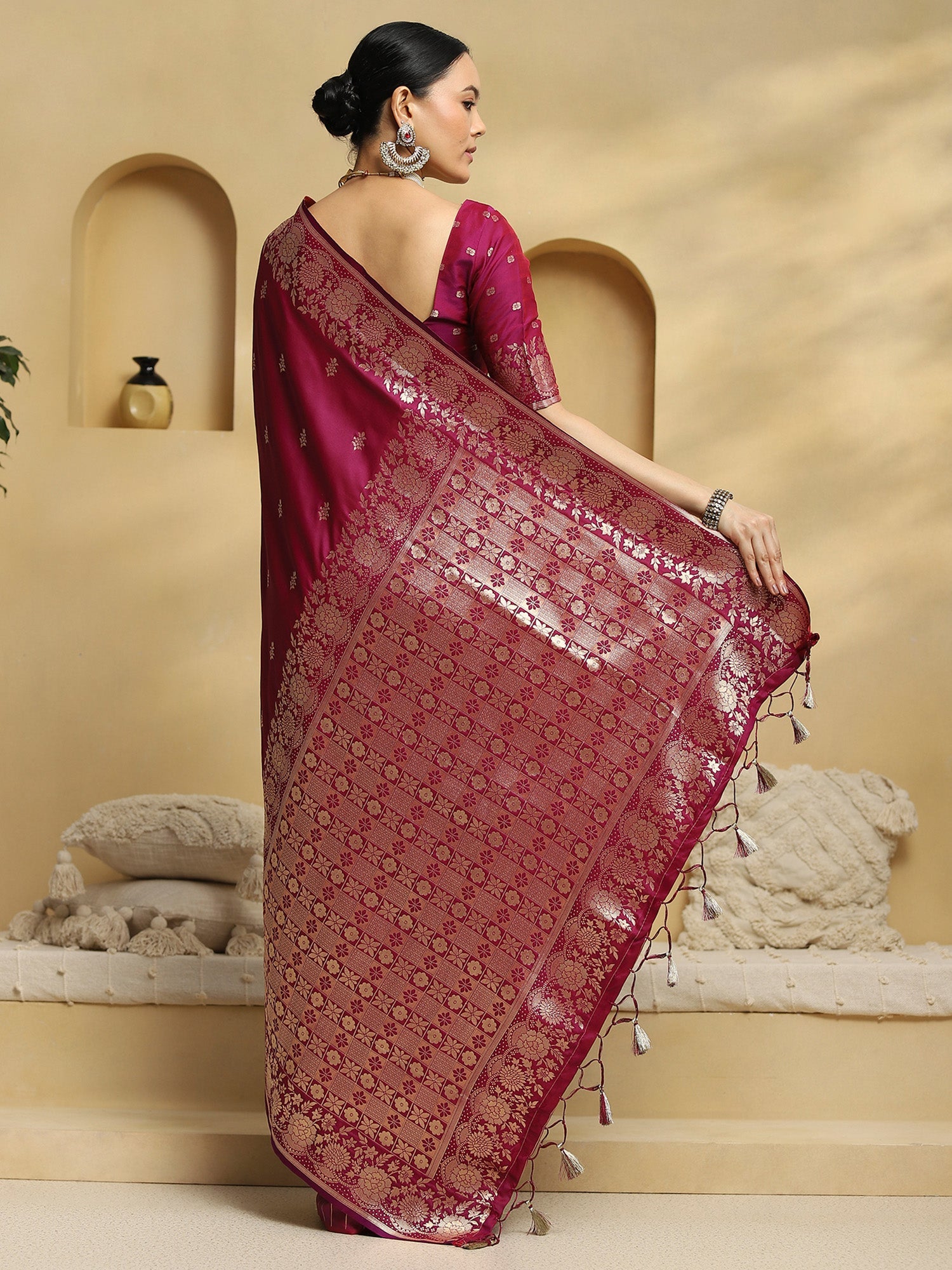 Magenta Banarasi Silk Saree - Ressa