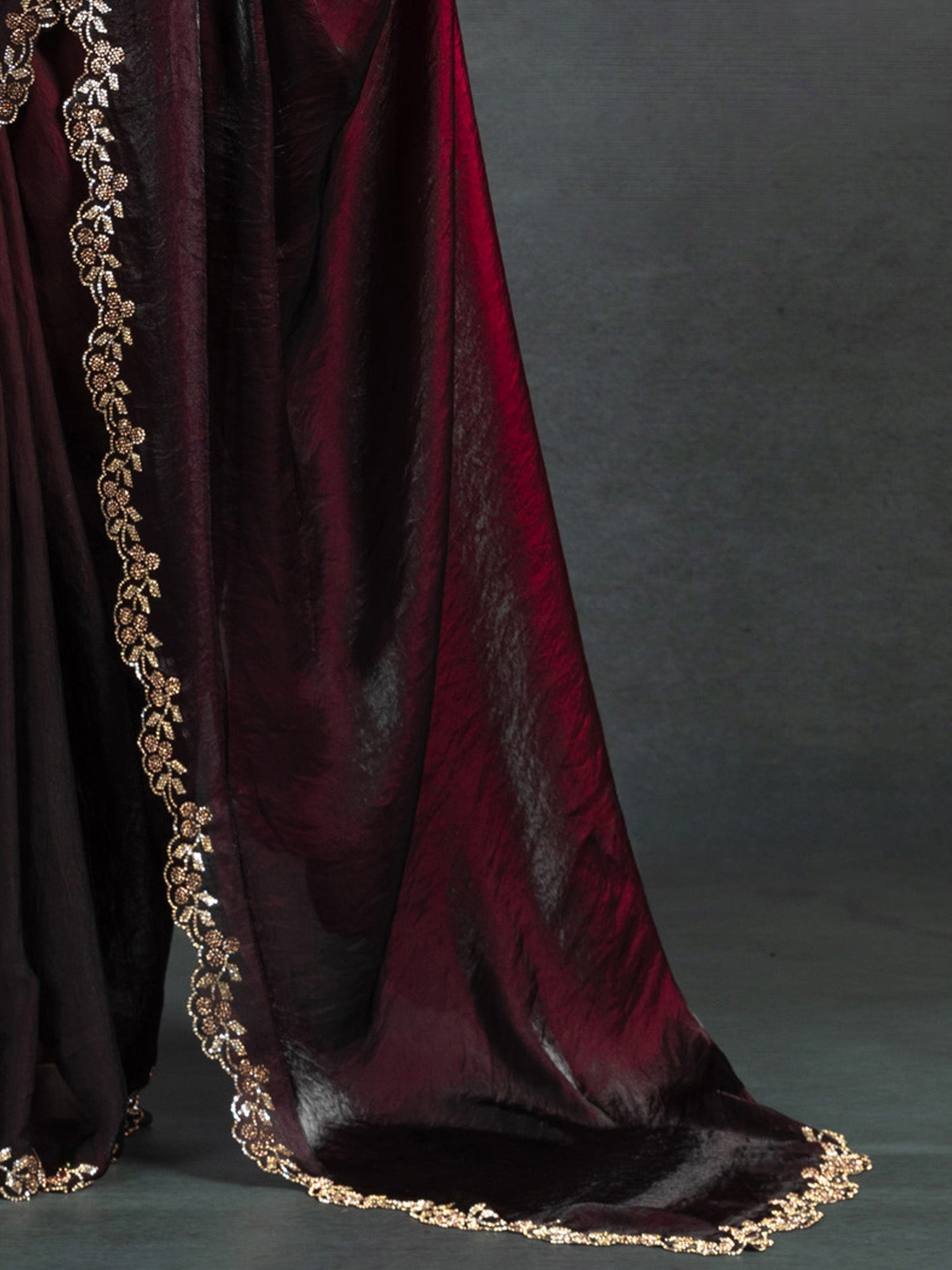 Maroon & Black Satin Silk Dual Tone Scalloped Border Blouse Saree - Ressa