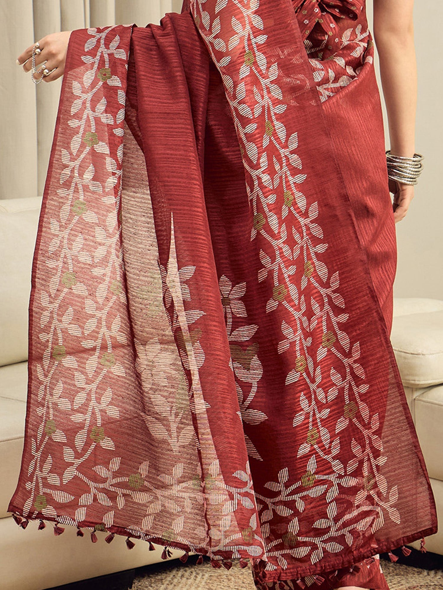 Maroon Cotton Slub Floral Printed Saree - Ressa