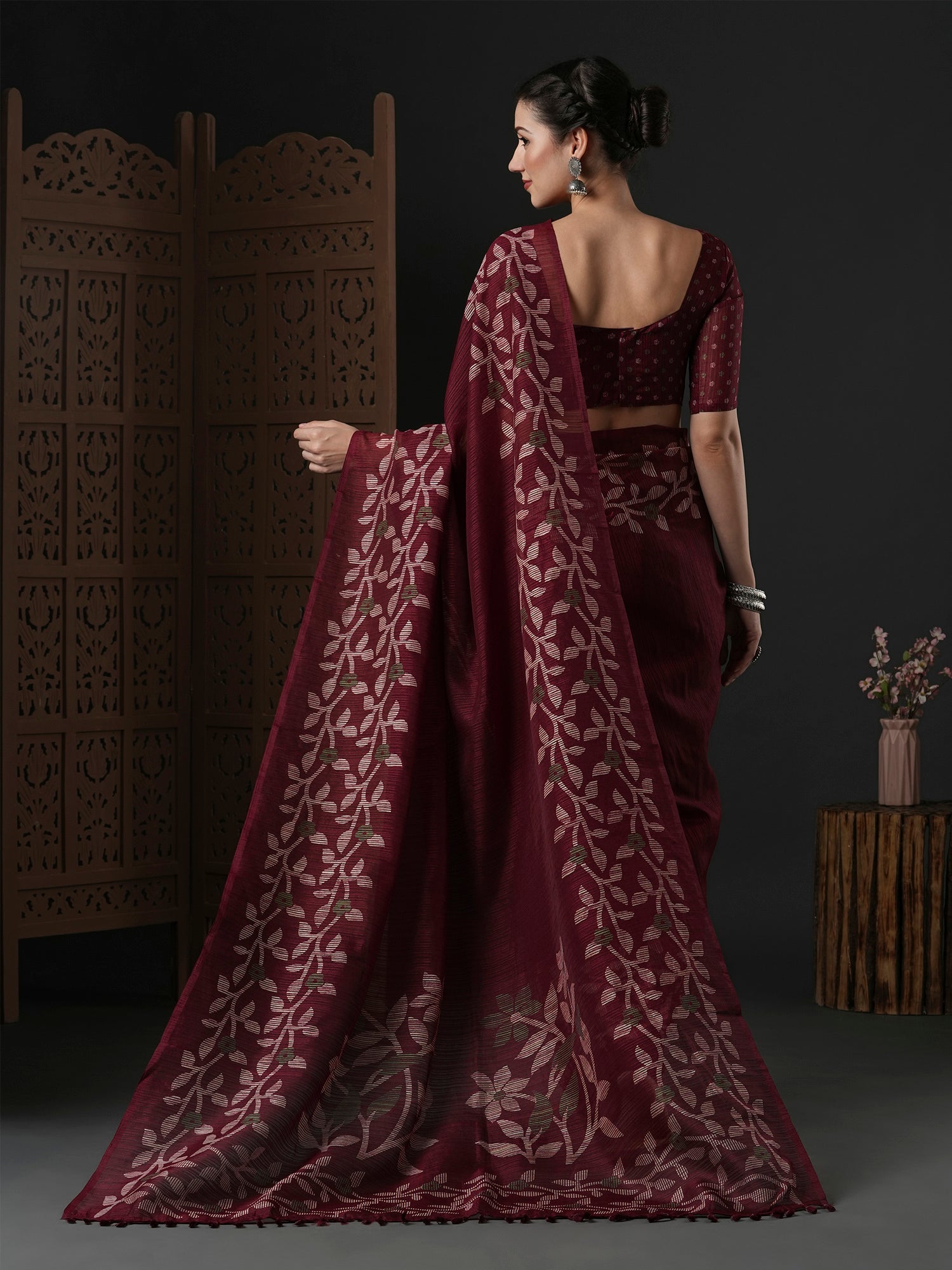Maroon Cotton slub Floral Printed Saree - Ressa