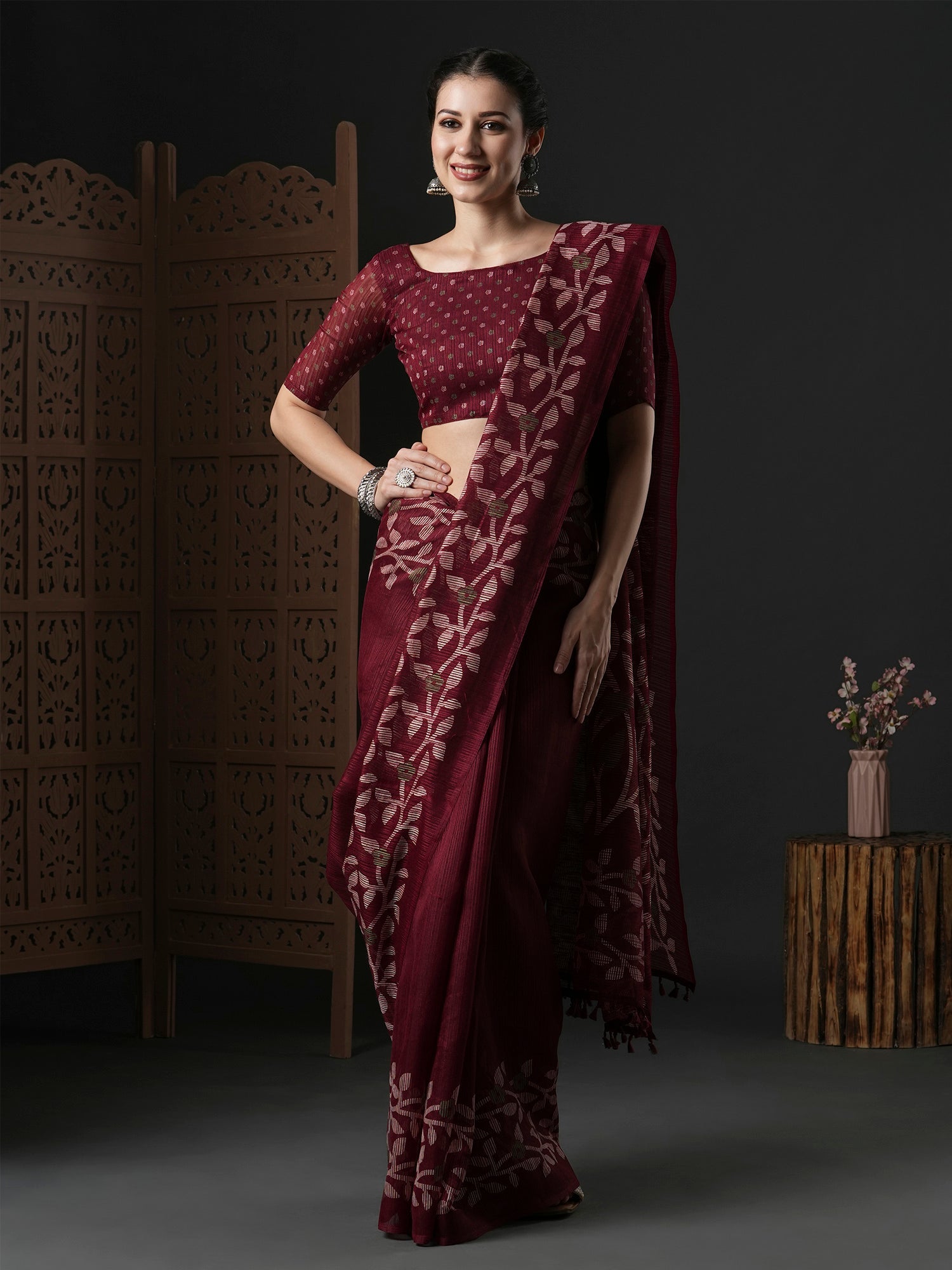 Maroon Cotton slub Floral Printed Saree - Ressa