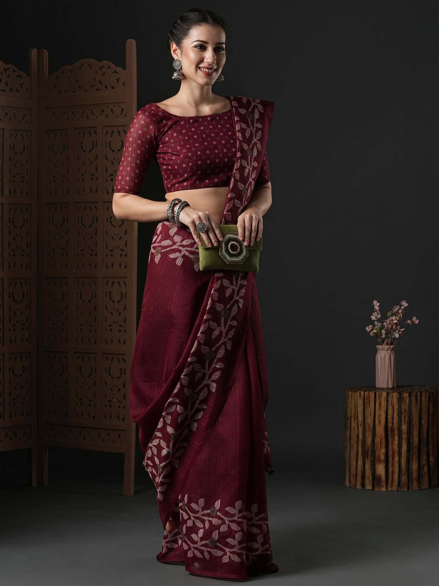 Maroon Cotton slub Floral Printed Saree - Ressa