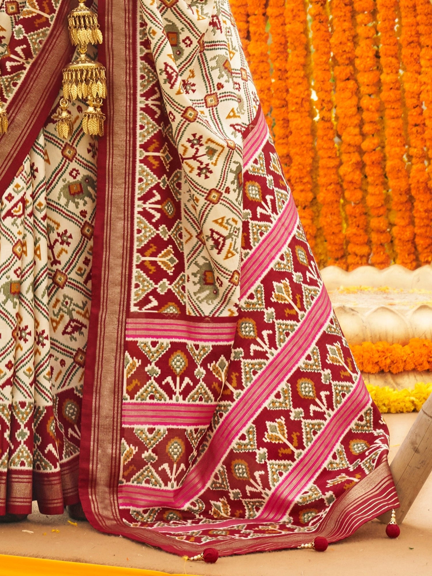 Maroon & Off-White Silk Blend Heritage Patola Saree - Ressa