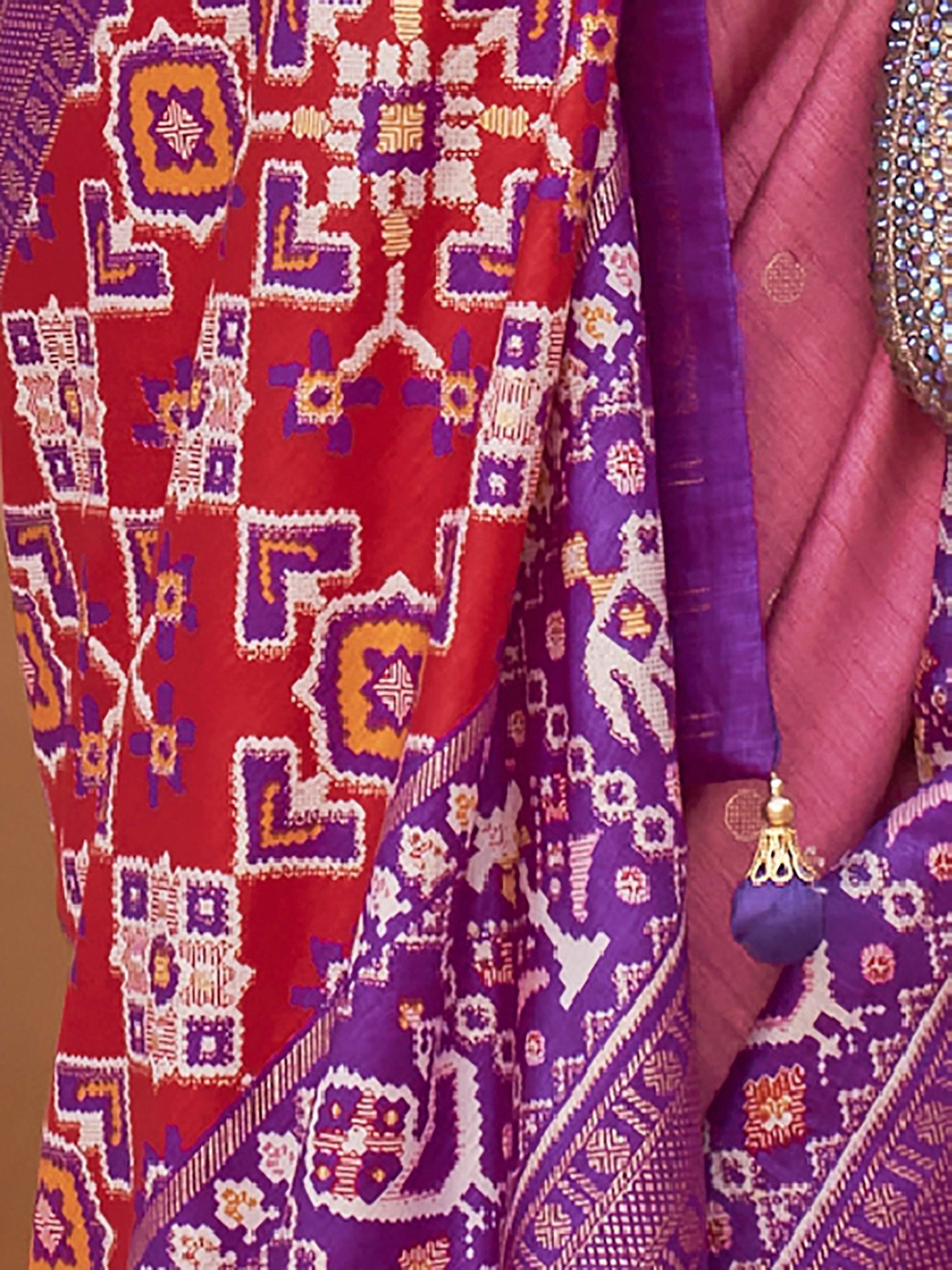 Mauve Silk Blend Ikkat Patola Printed Saree - Ressa