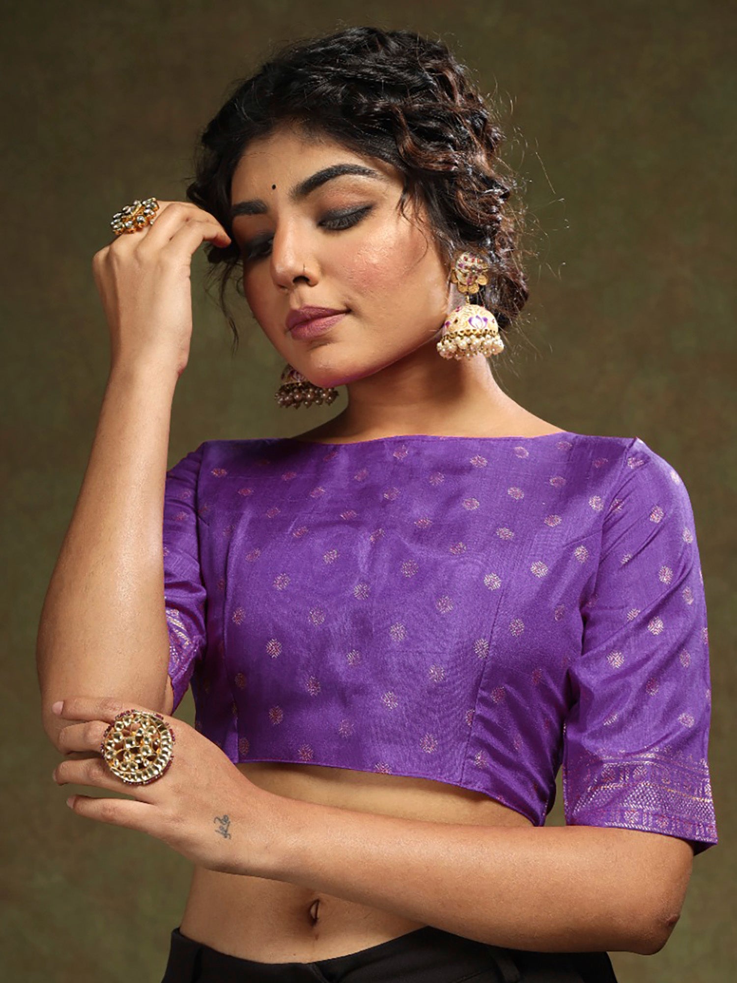 Mauve Silk Blend Ikkat Patola Printed Saree - Ressa