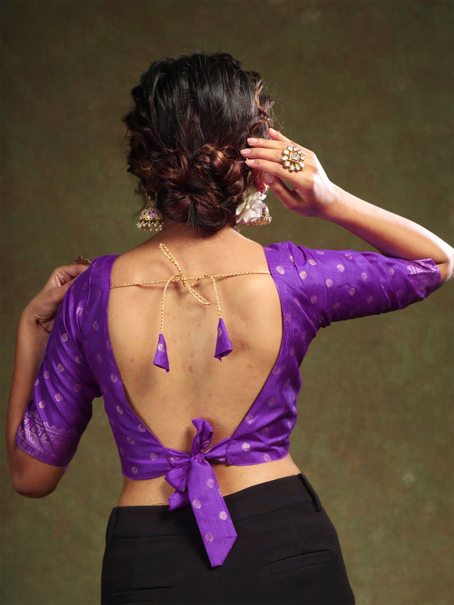 Mauve Silk Blend Ikkat Patola Printed Saree - Ressa