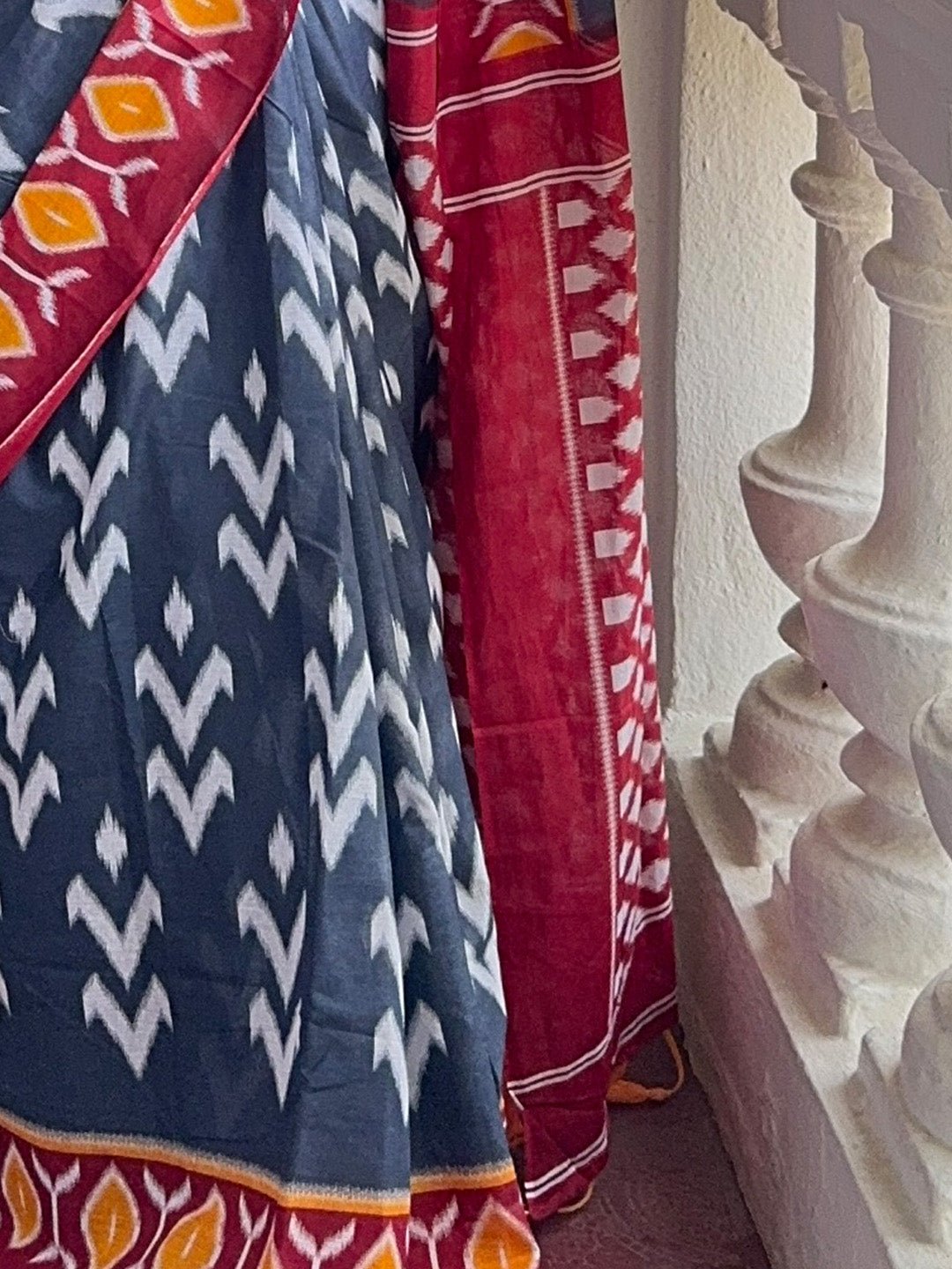 Grey Cotton Ikkat Printed Saree - Ressa