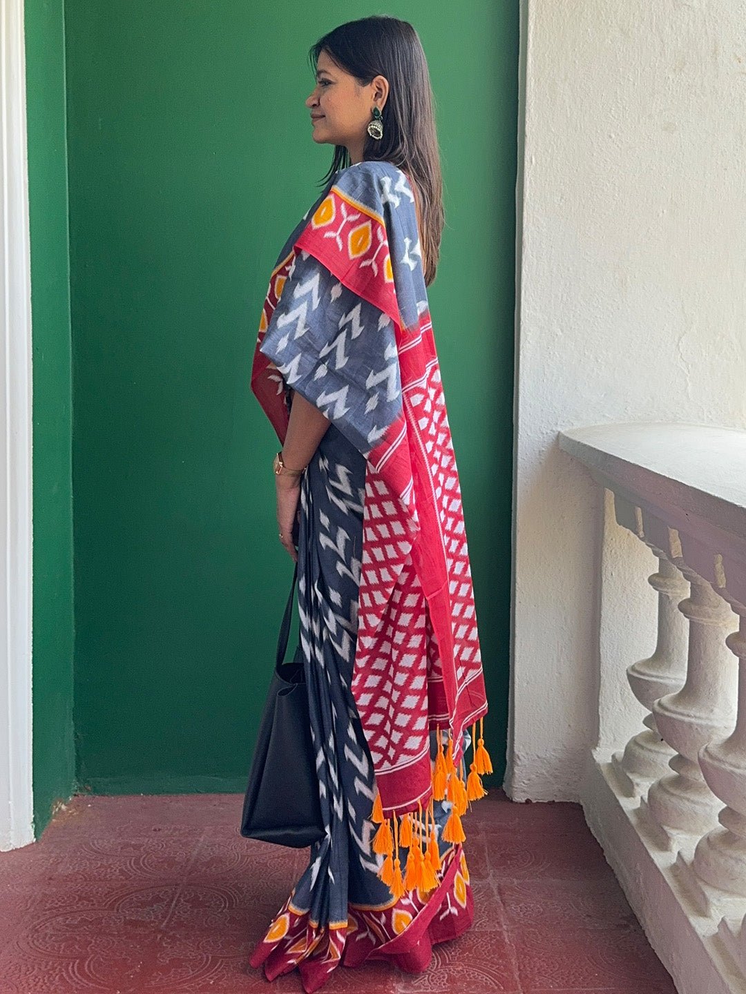 Grey Cotton Ikkat Printed Saree - Ressa