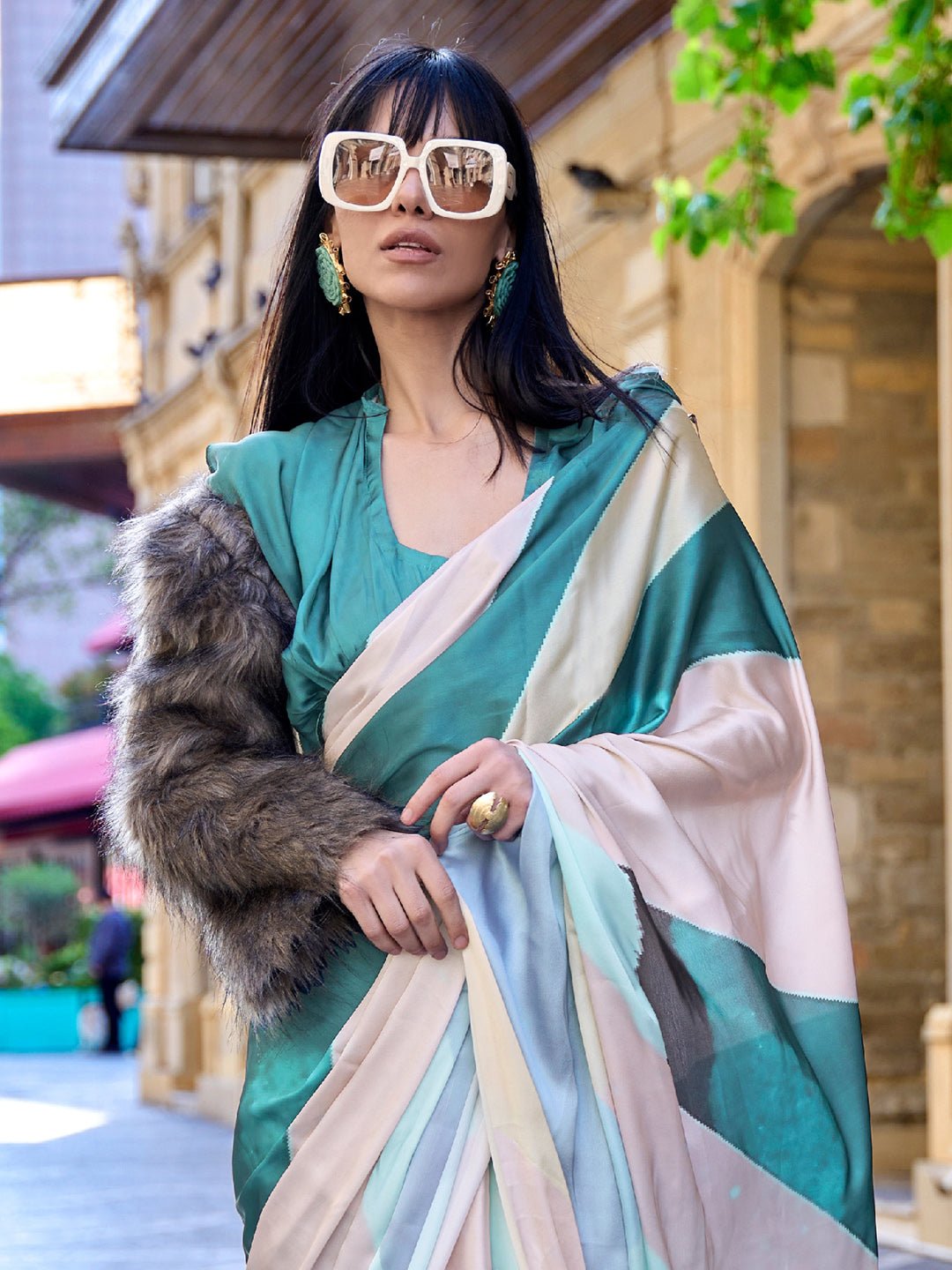 Modern Geometric Abstract Print Saree - Ressa