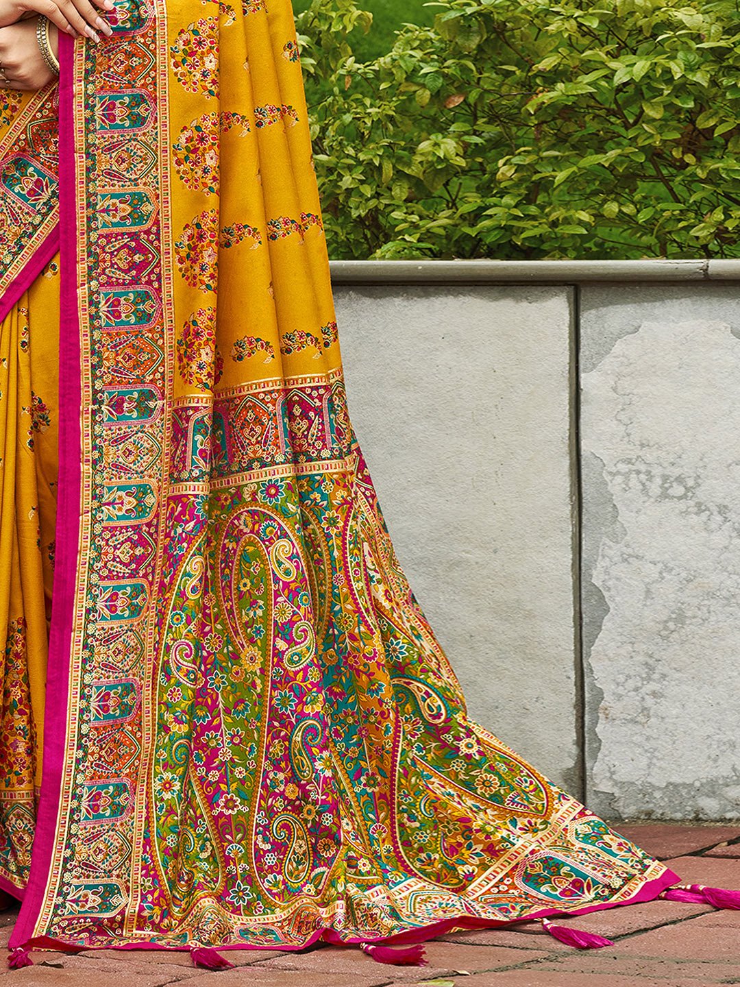 Mustard Yellow & Magenta Pink Kashmiri Pashmina Saree - Ressa