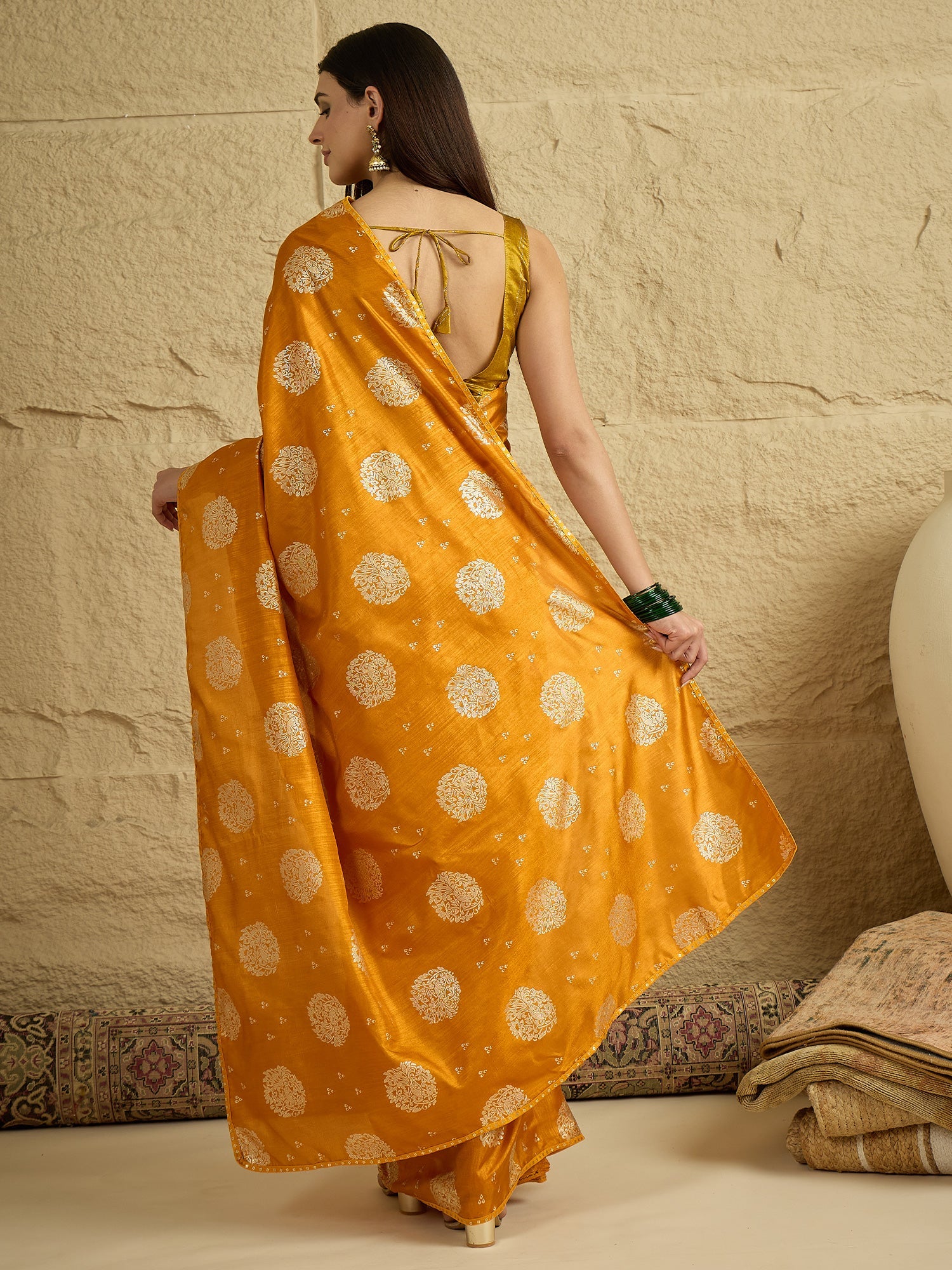 Mustard Yellow Silk Blend Traditional Woven Saree - Ressa