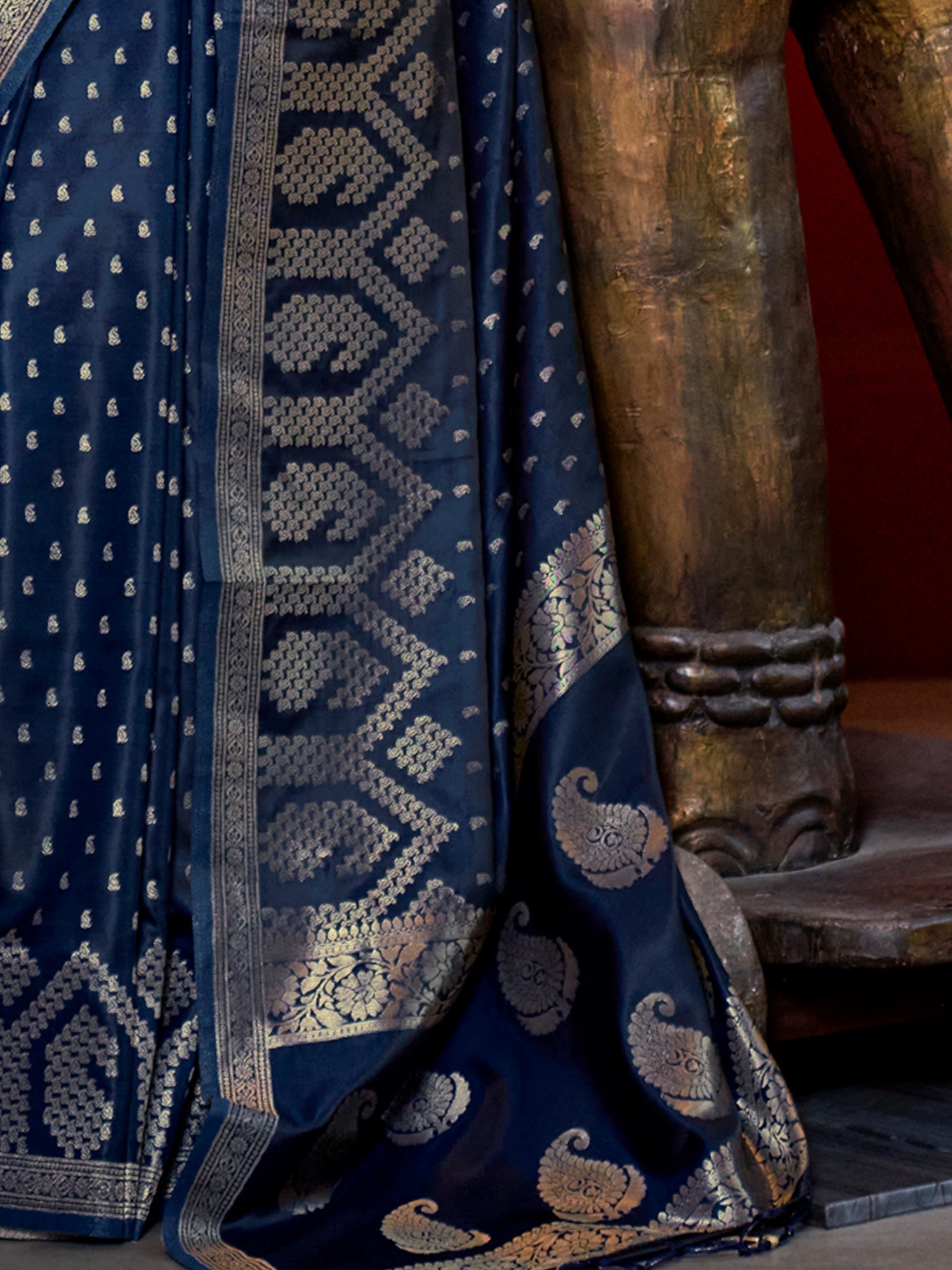 Navy Blue Banarasi Zari Weave Saree - Ressa