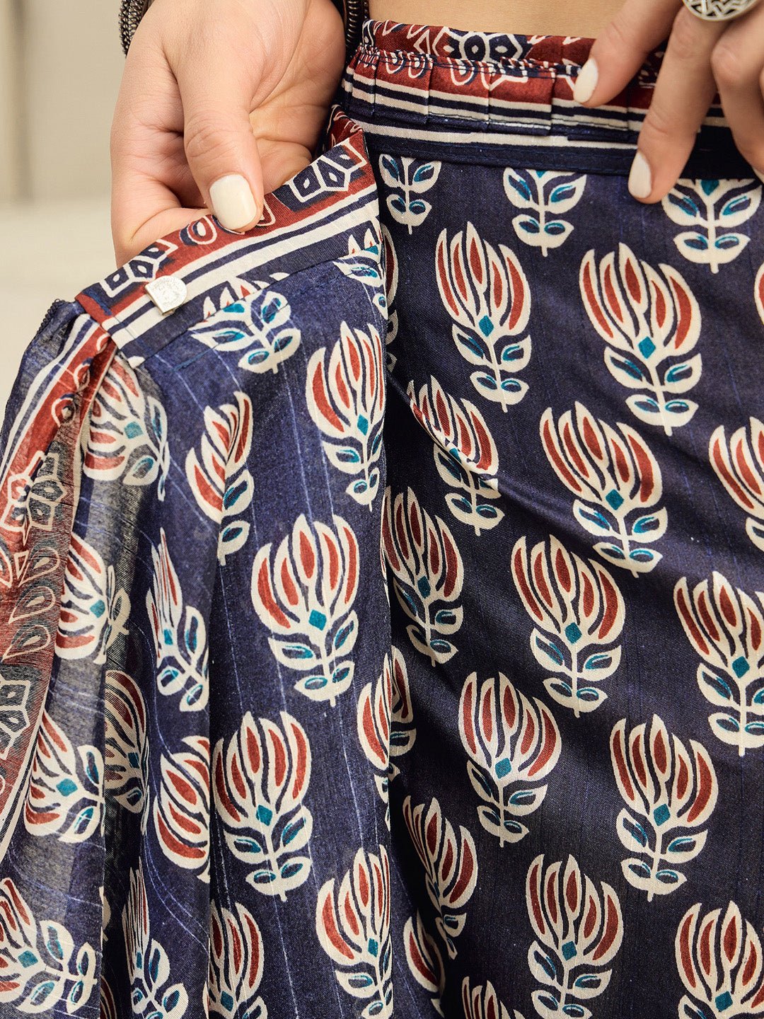 Navy Blue Block Printed Saree - Ressa