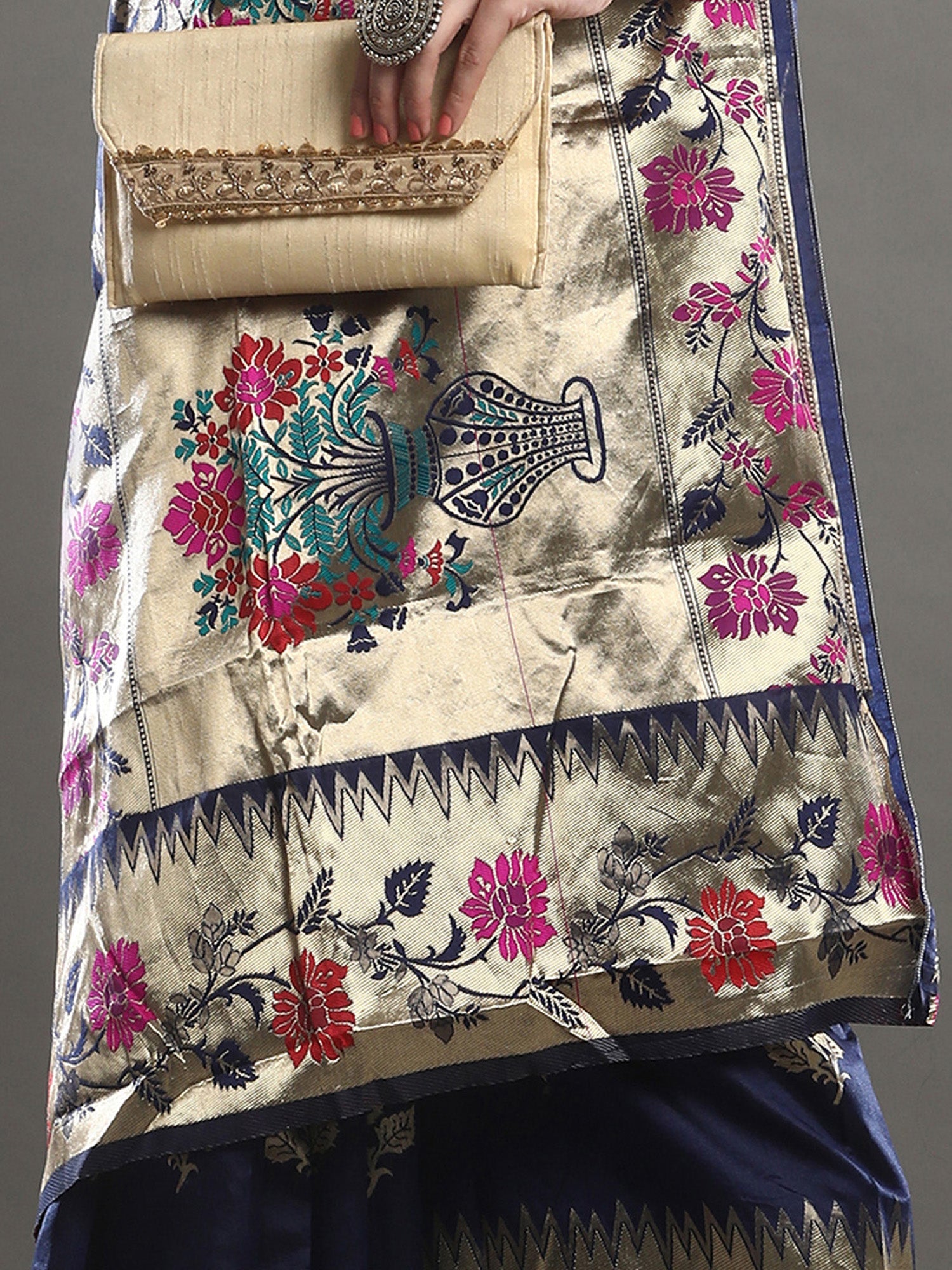 Navy Blue & Gold : Banarasi Silk Saree - Ressa